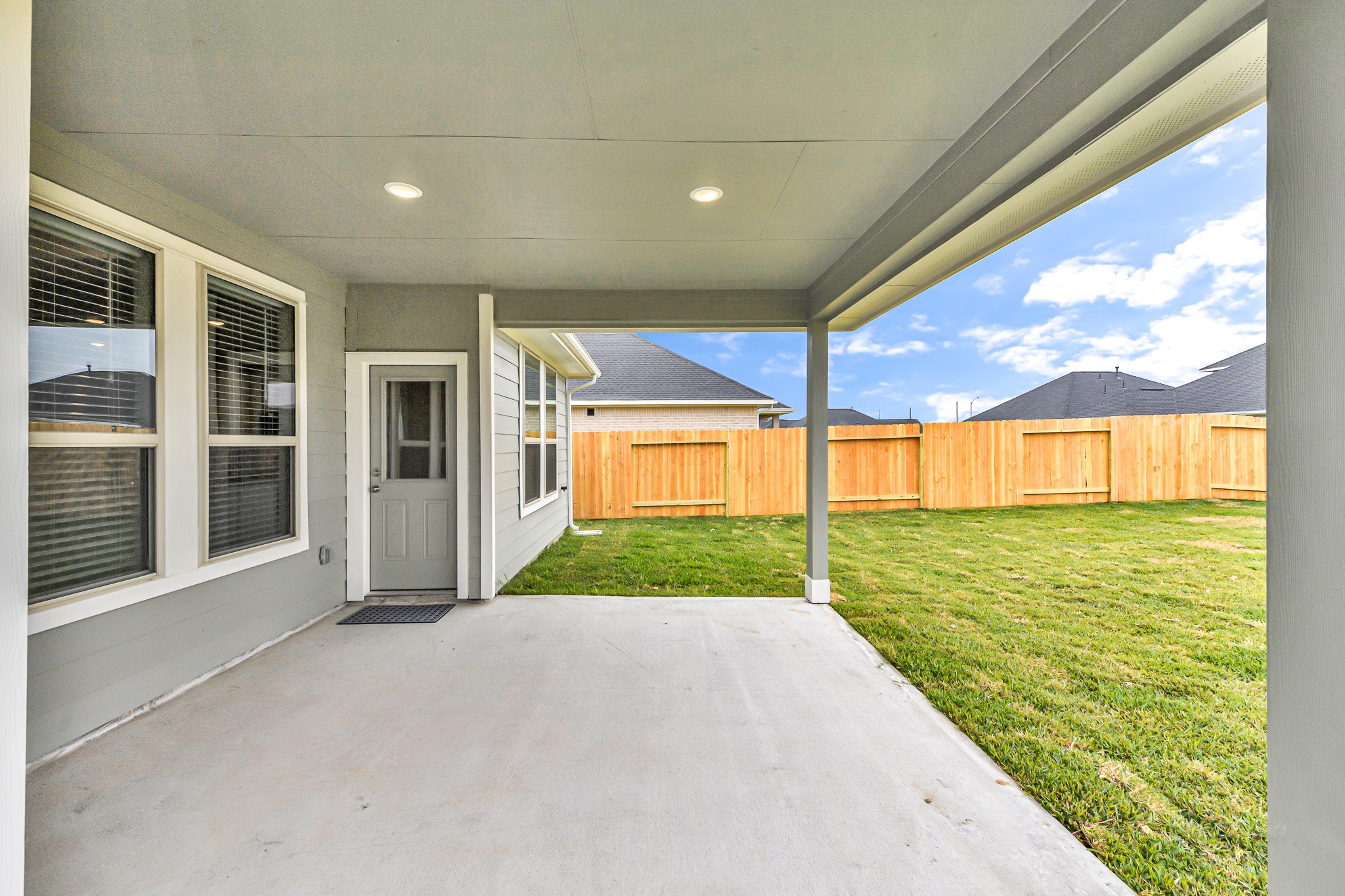 31411 Whitfield Court Property Photo 28