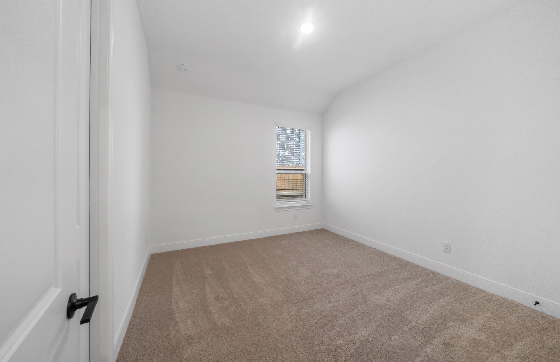 6110 Lush Pasture Lane Property Photo 8