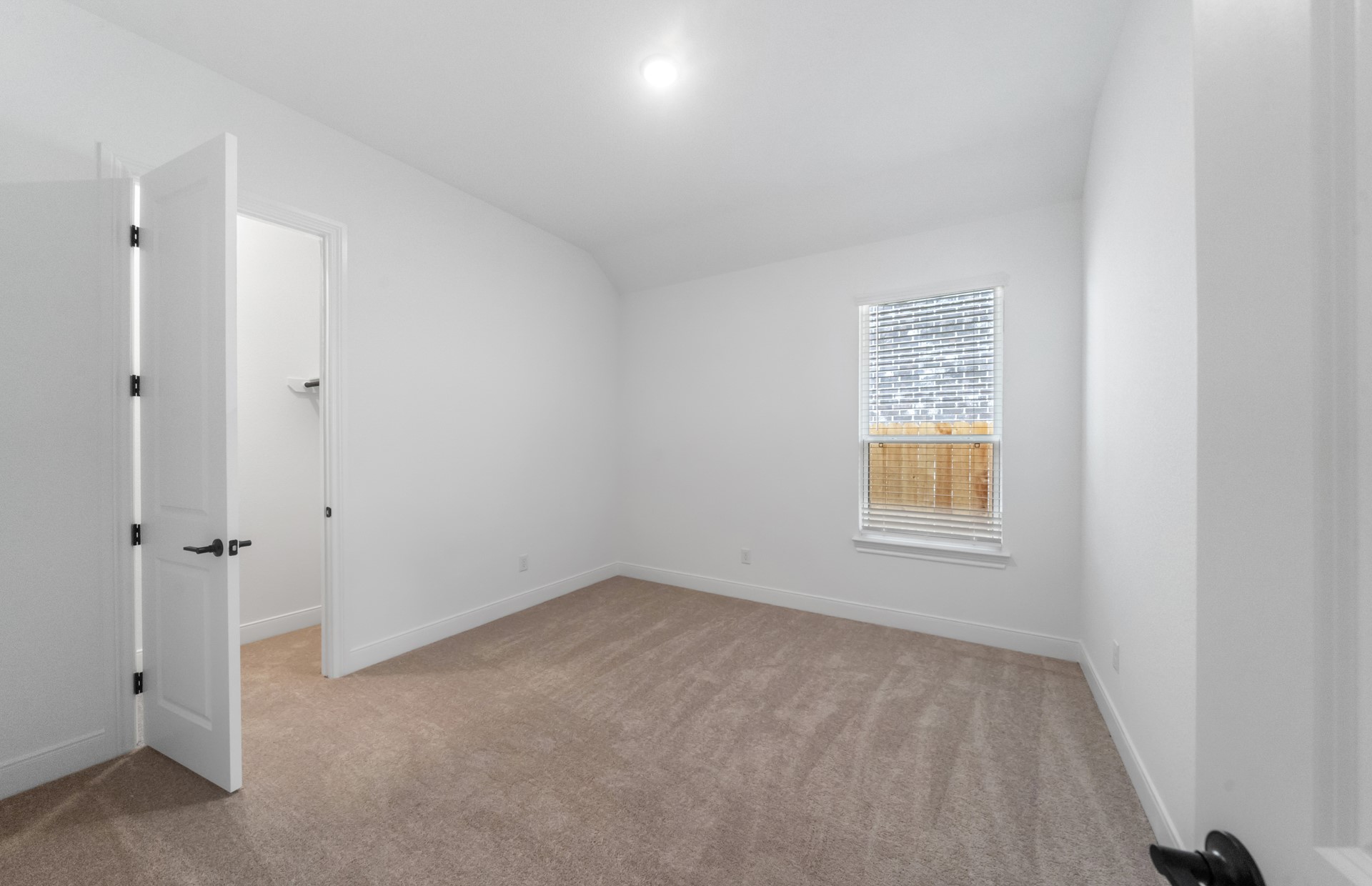 6110 Lush Pasture Lane Property Photo 9