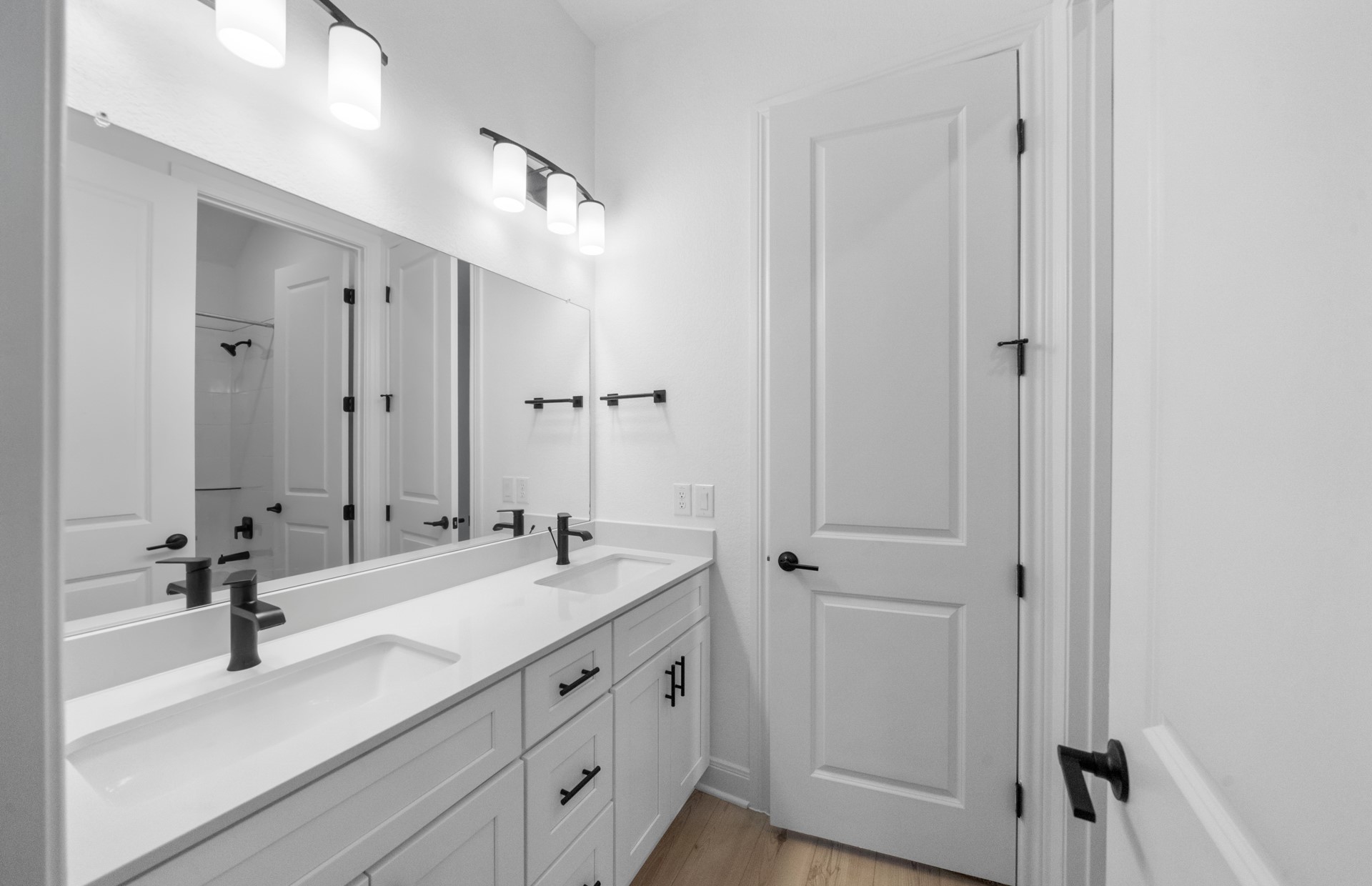 6110 Lush Pasture Lane Property Photo 10
