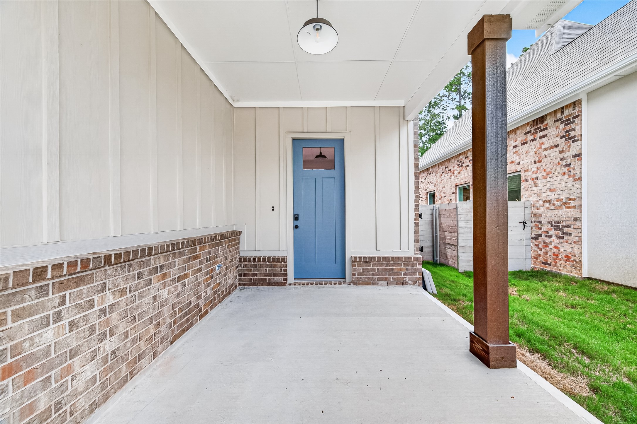 11215 Moccasin Drive Property Photo 3