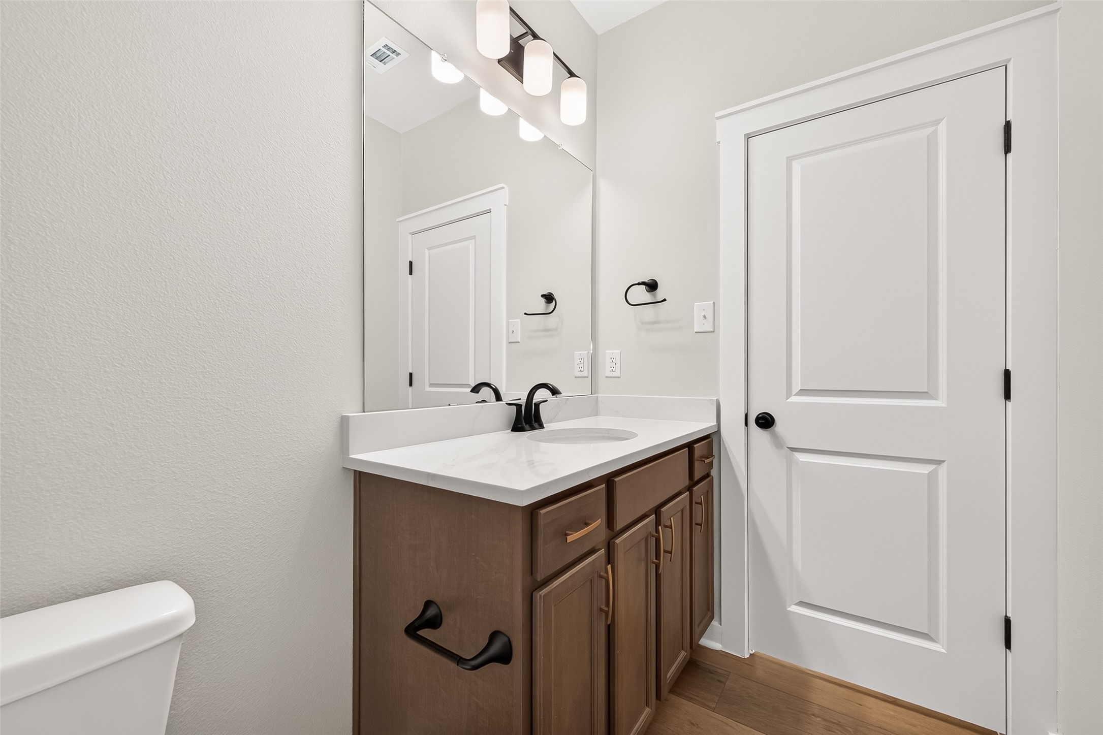 11215 Moccasin Drive Property Photo 32