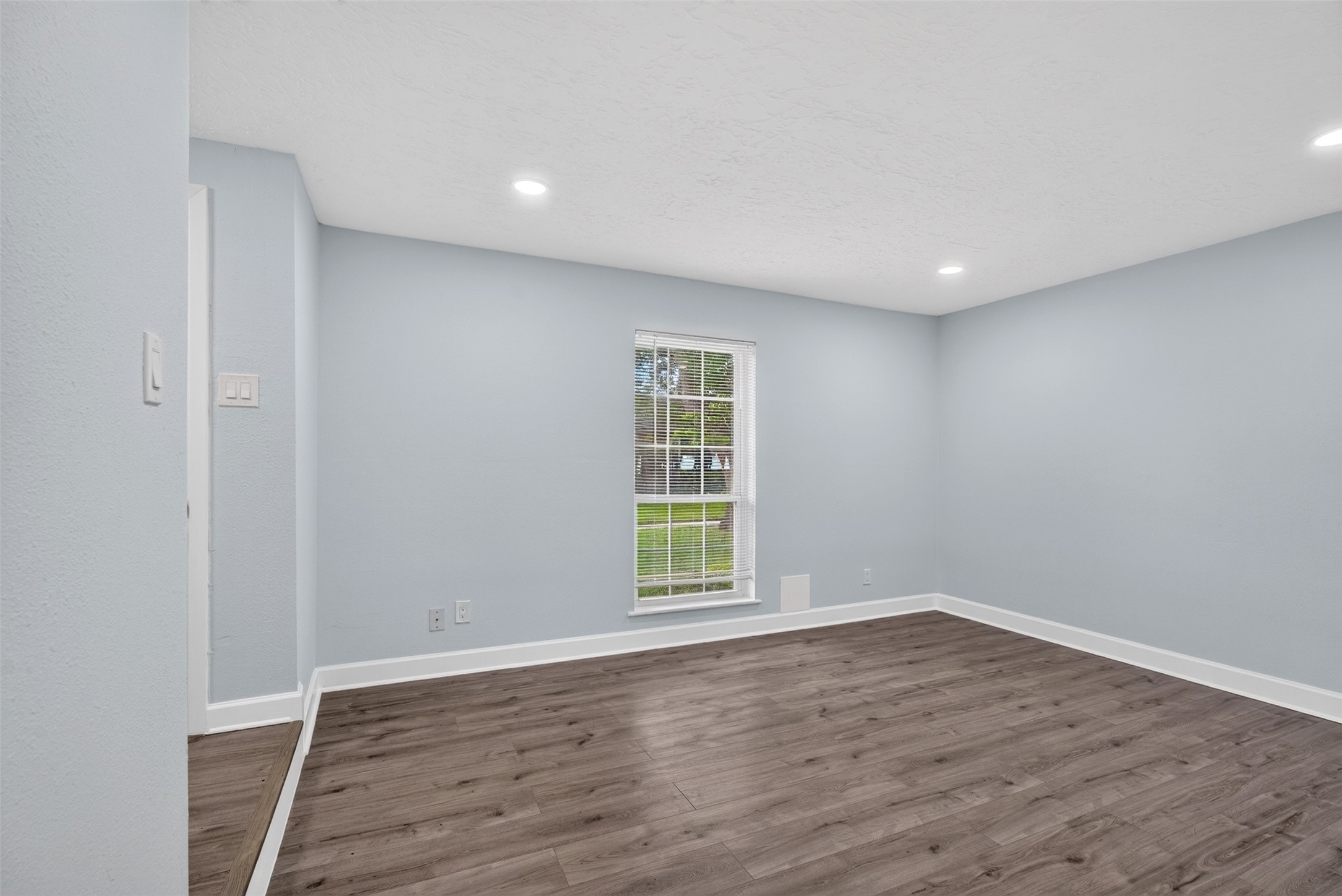 6355 S Briar Bayou Drive Property Photo 12