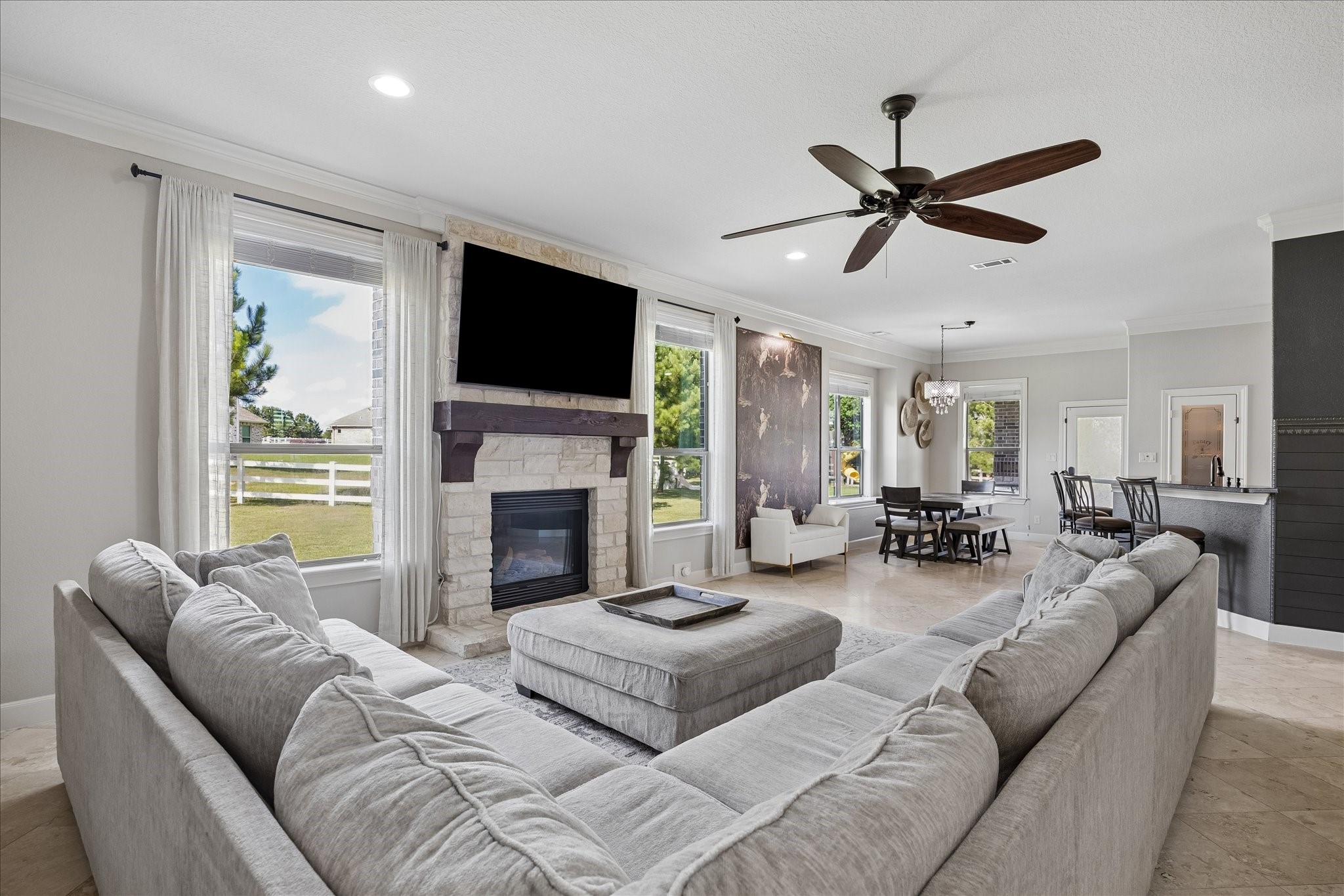 8871 Taylors Court Property Photo 4