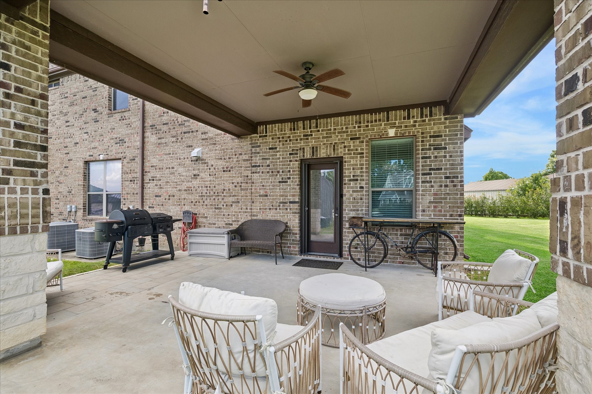 8871 Taylors Court Property Photo 12