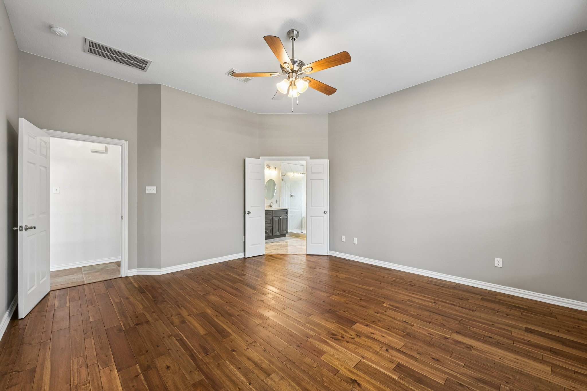 12911 Red Laurel Court Property Photo 5