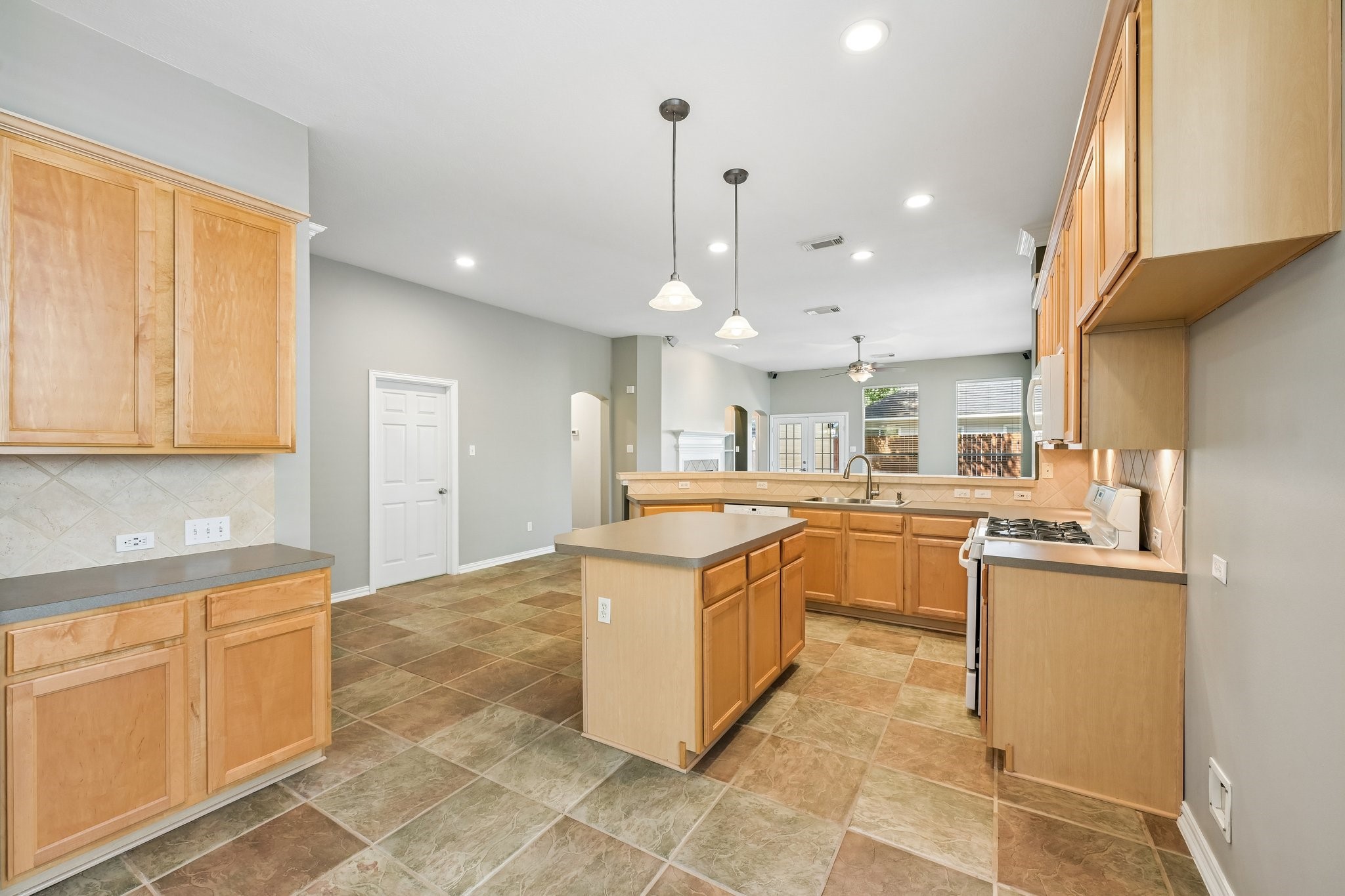 12911 Red Laurel Court Property Photo 16