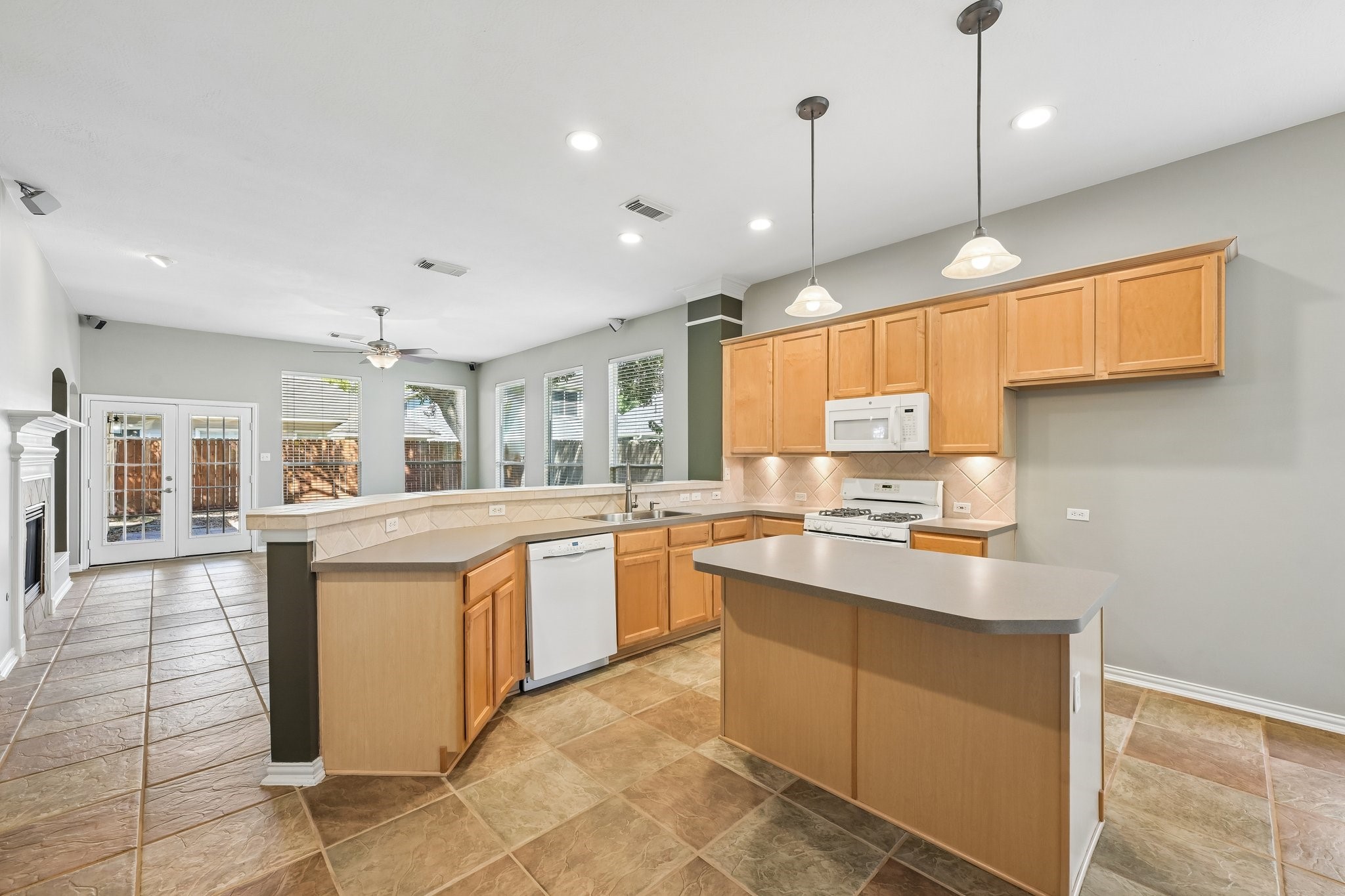 12911 Red Laurel Court Property Photo 18