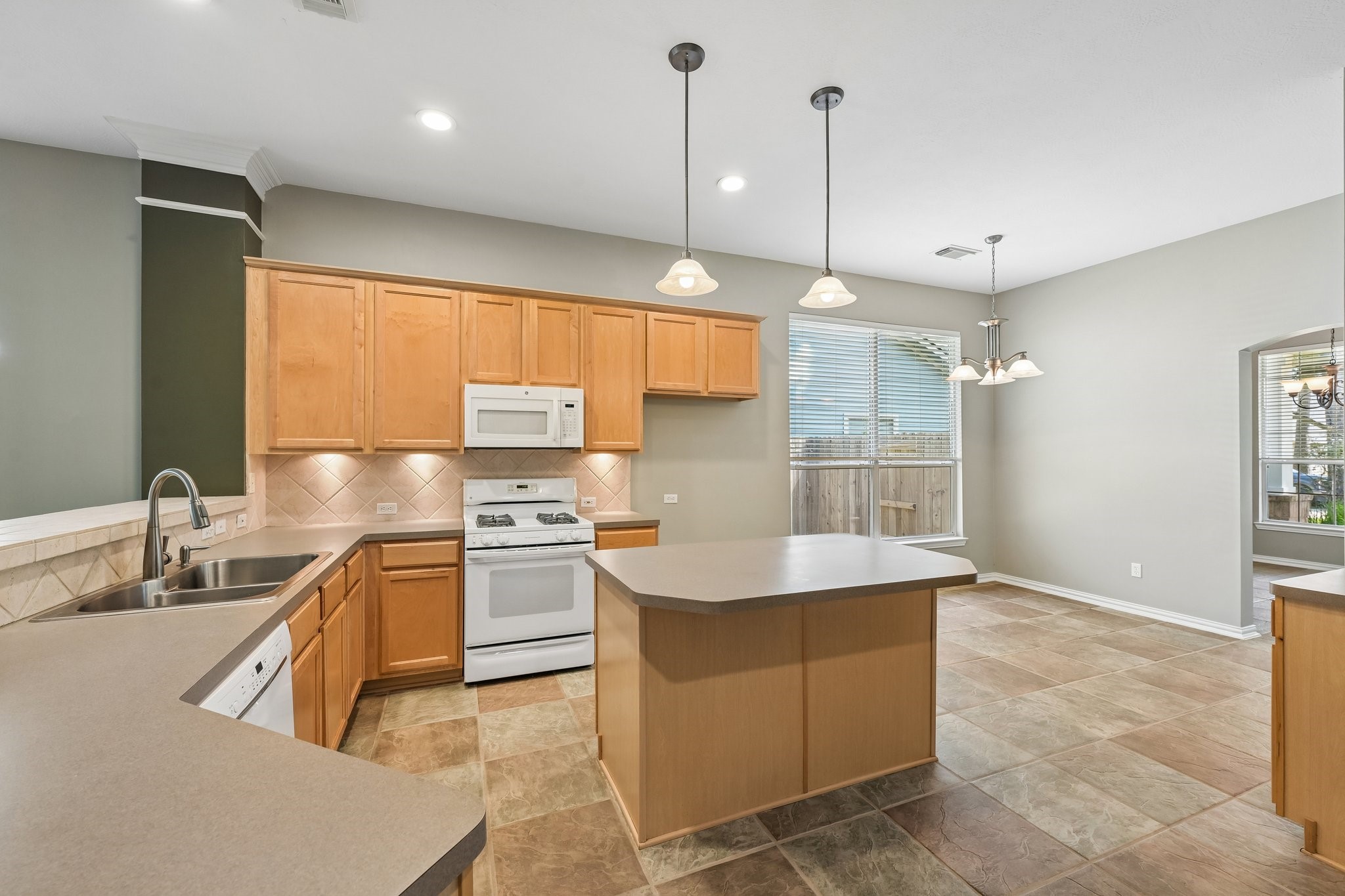 12911 Red Laurel Court Property Photo 19