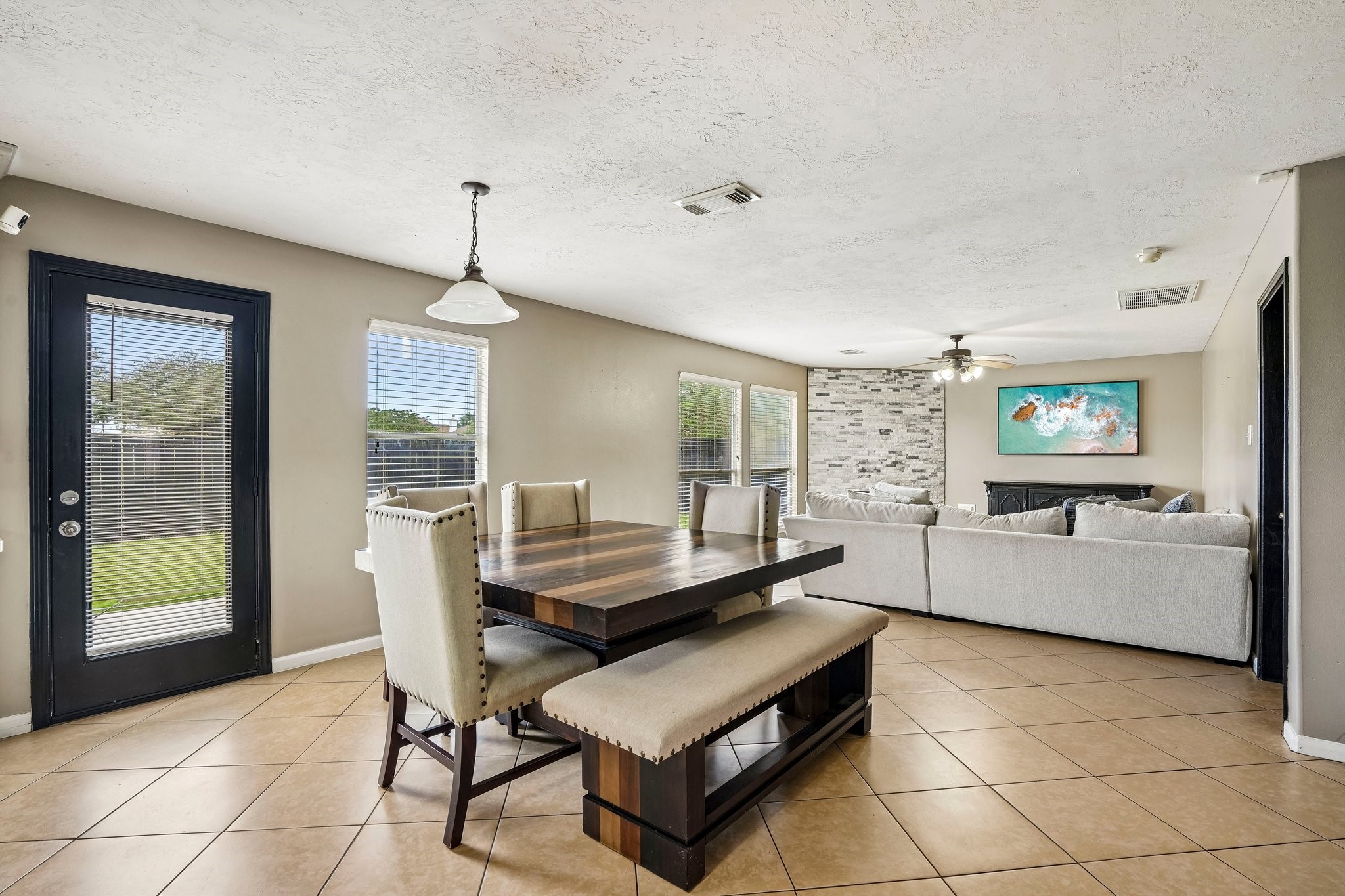 5119 Laurynnbrook Drive Property Photo 3