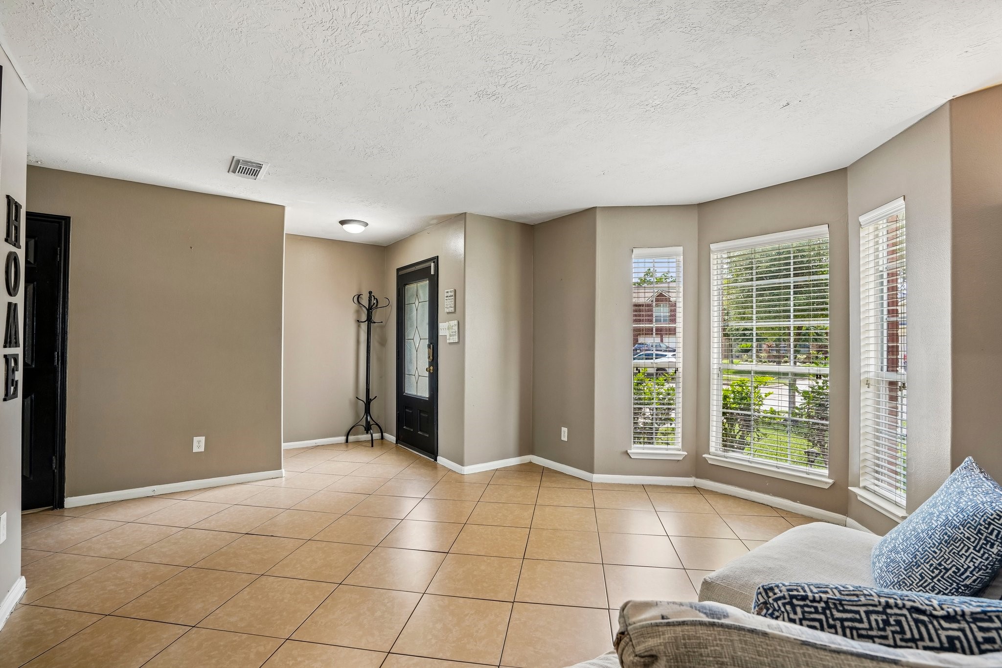 5119 Laurynnbrook Drive Property Photo 12