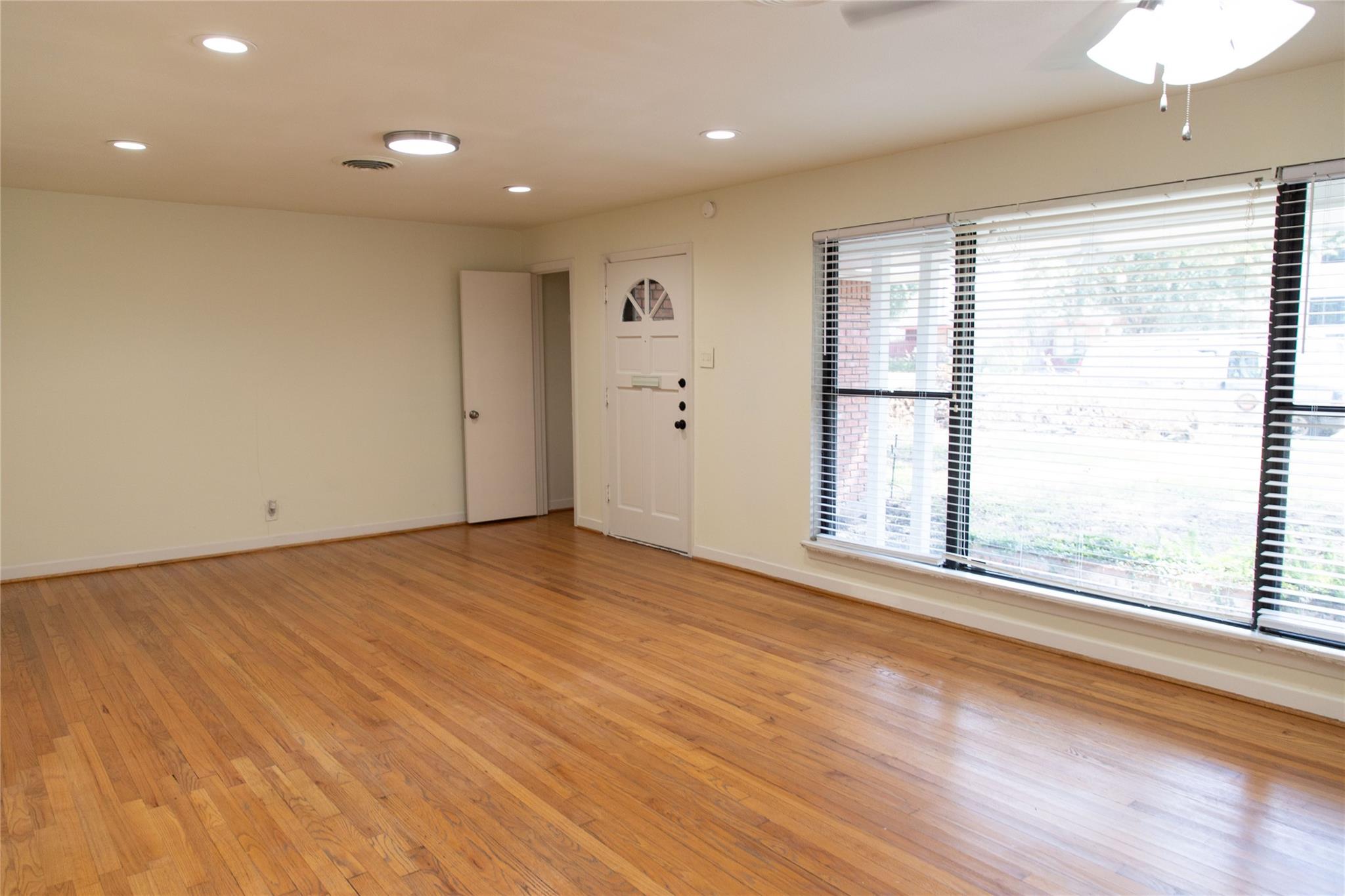 4114 Lemac Drive Property Photo 3