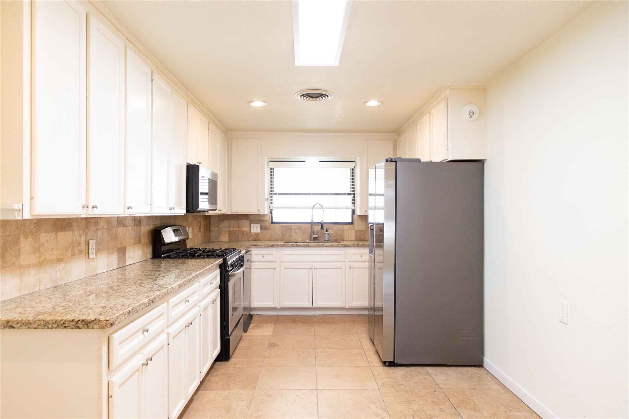 4114 Lemac Drive Property Photo 10