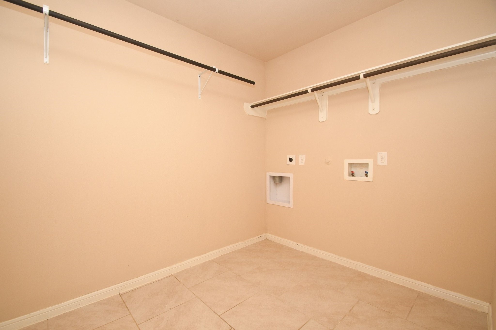 29251 Jacobs River Drive Property Photo 10