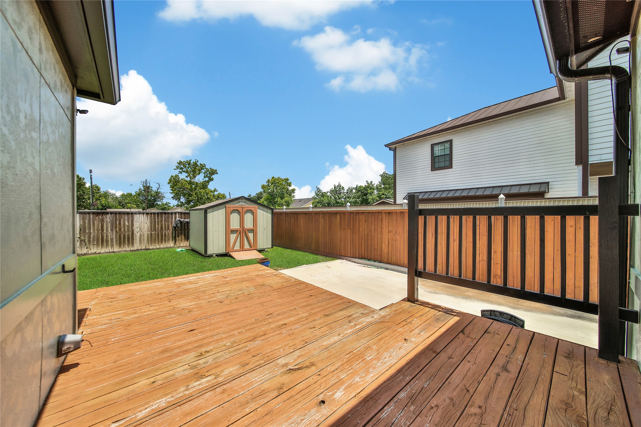 2314 Carr Street Property Photo 18