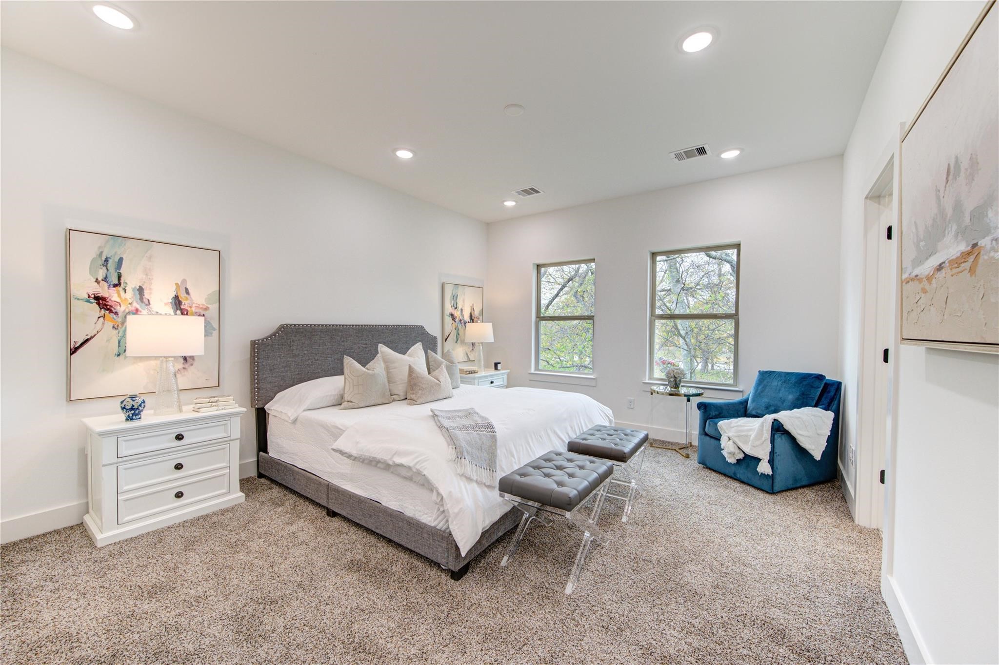 2015 B Brackenridge Street Property Photo 9
