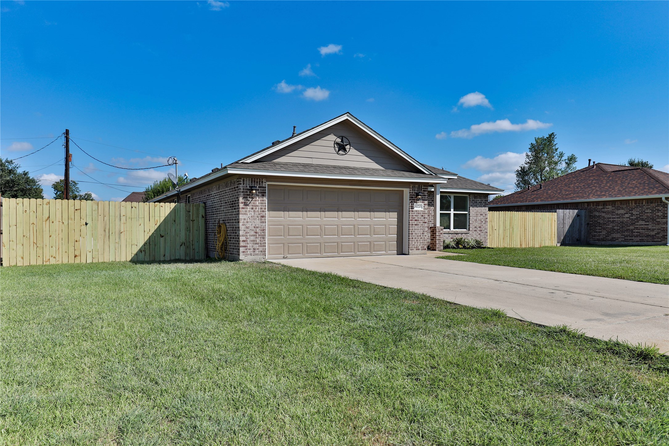 6120 Fox Ridge Drive R453e Property Photo 2