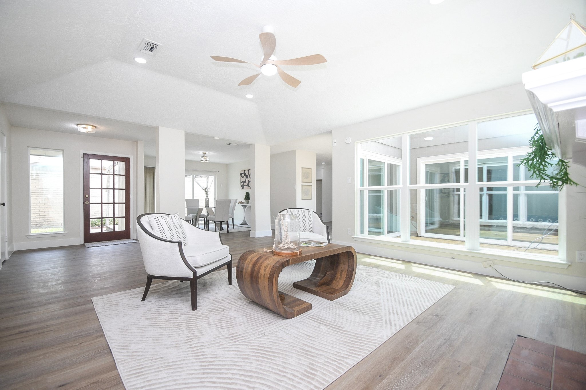 2426 Colton Hollow Drive Property Photo 14