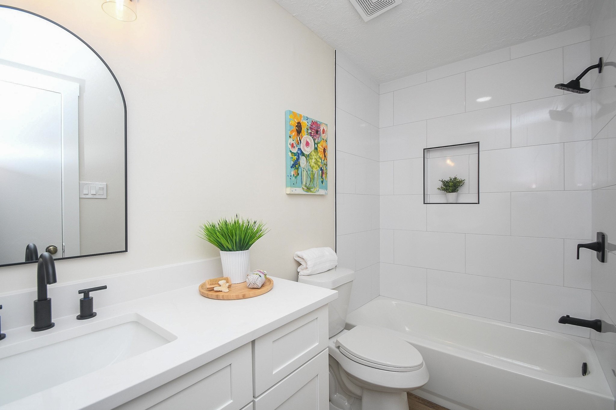 2426 Colton Hollow Drive Property Photo 31