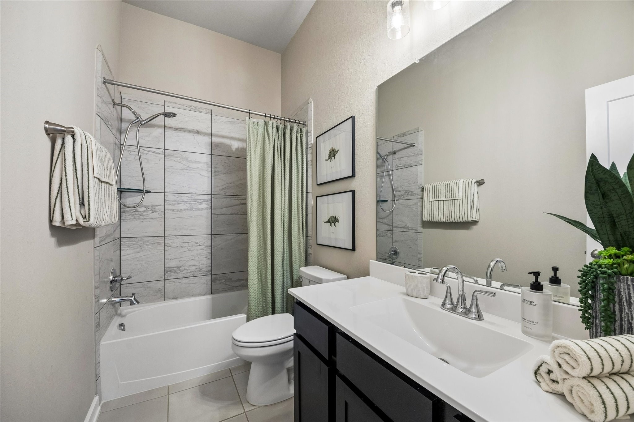 17238 Broadleaf Oak Drive Property Photo 19