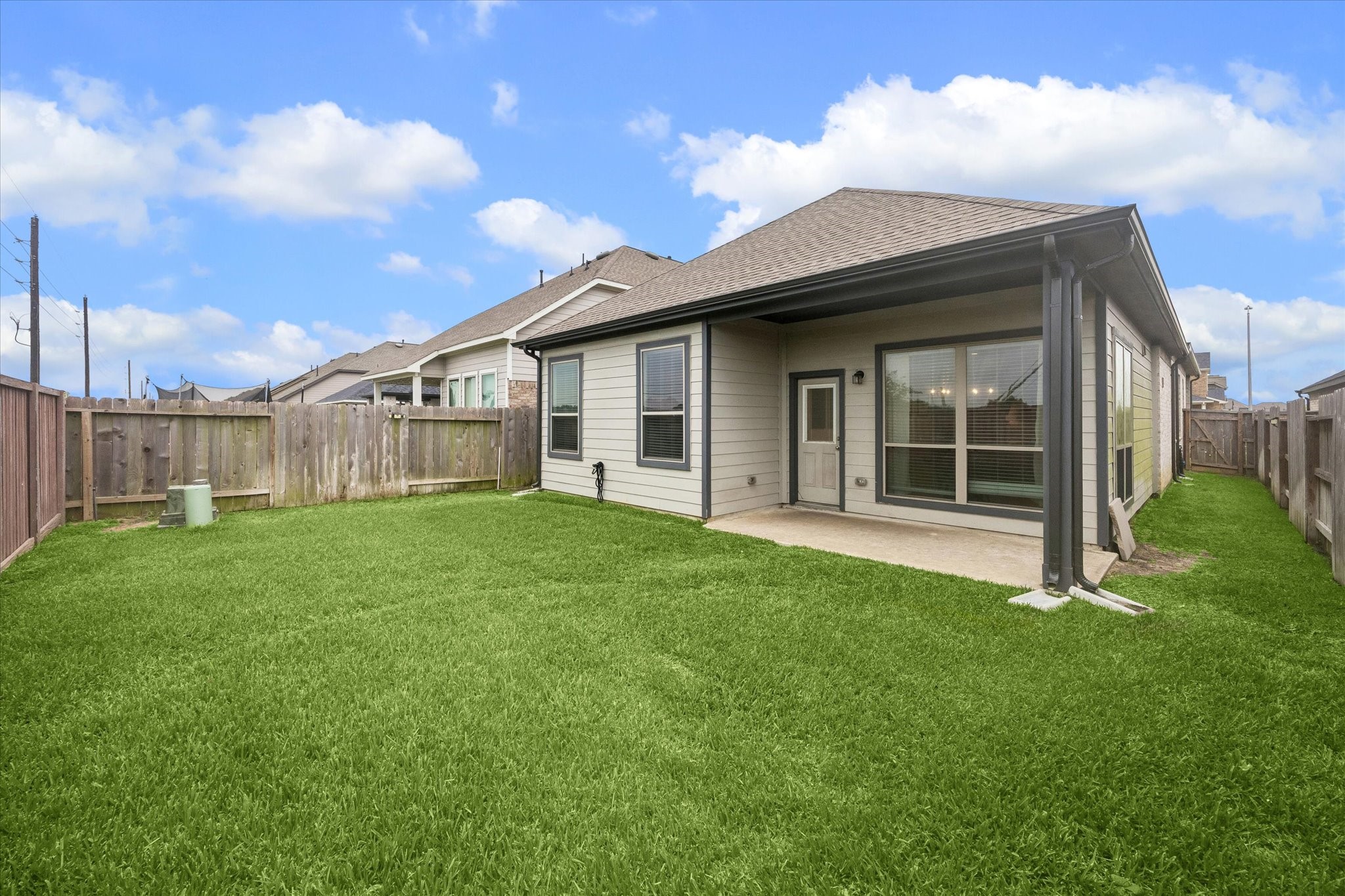 17238 Broadleaf Oak Drive Property Photo 22