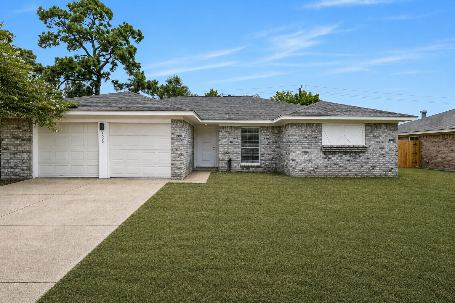1600 Broken Arrow Street Property Photo 1