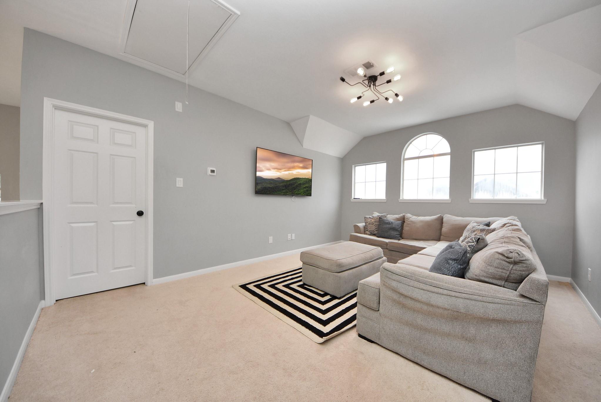 6923 Crystal Point Drive Property Photo 33
