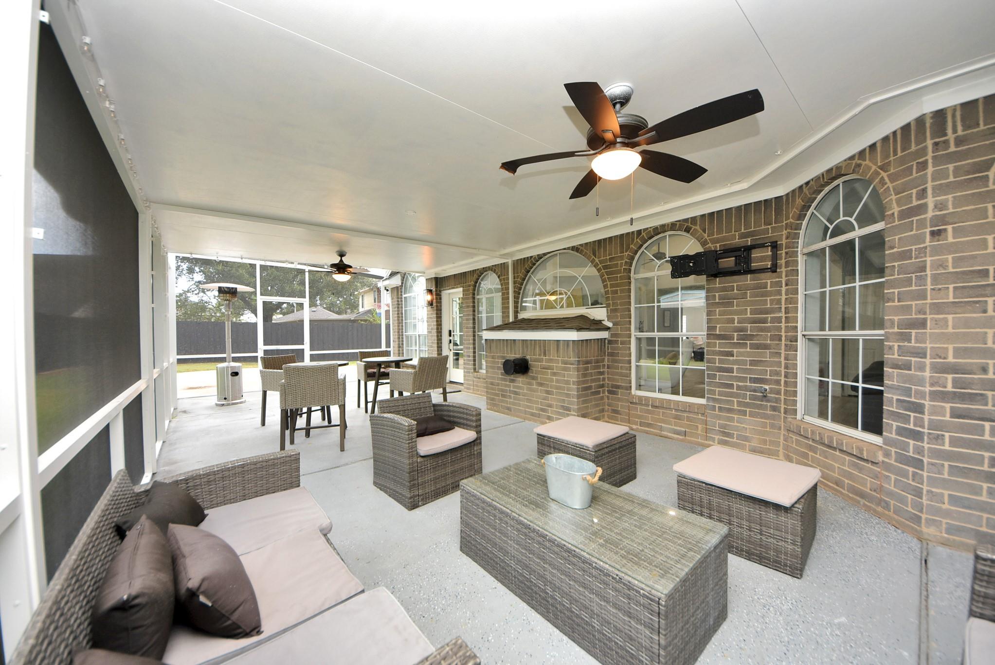 6923 Crystal Point Drive Property Photo 40