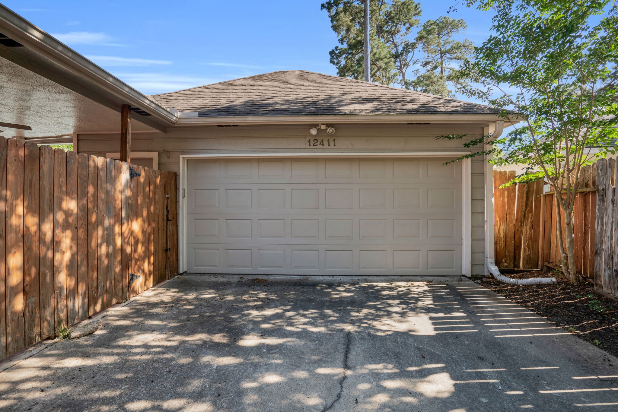 12411 Exbury Court Property Photo 6