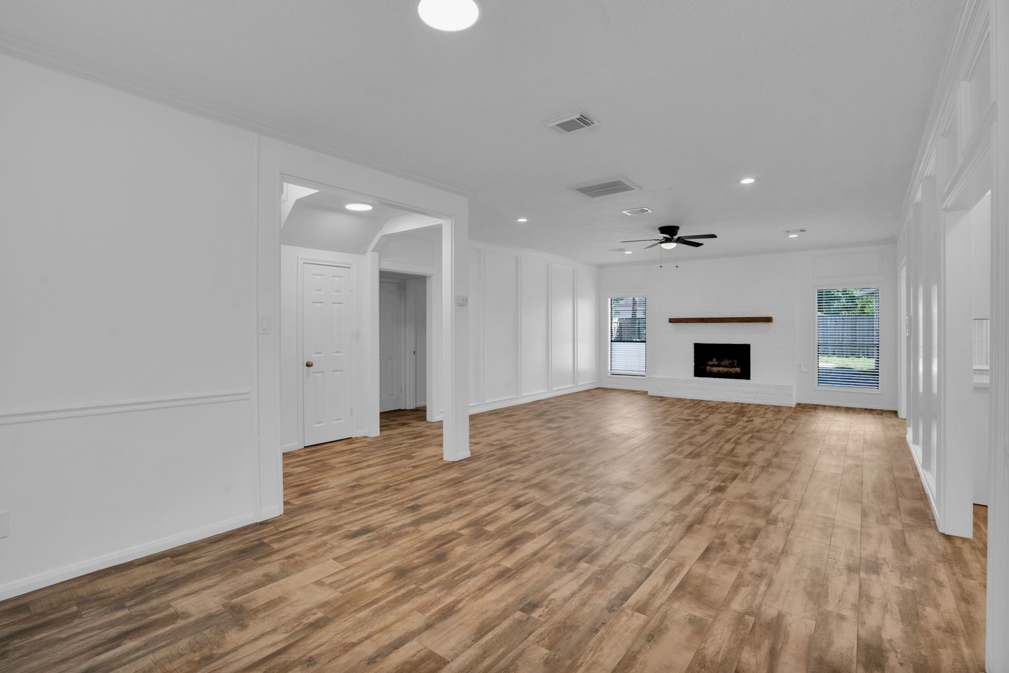 12411 Exbury Court Property Photo 9