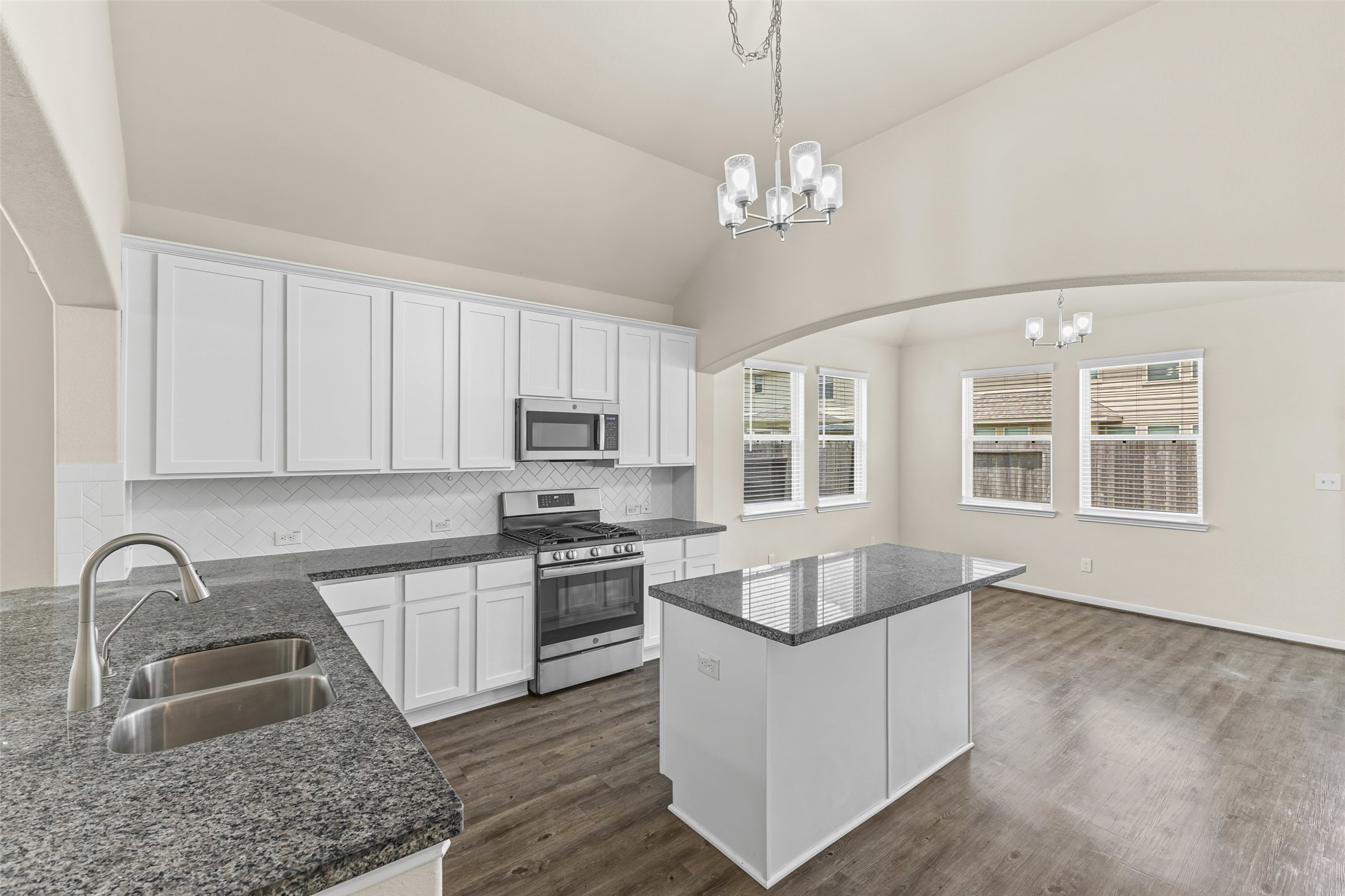 14223 Couturie Forest Trl Trail Property Photo 13