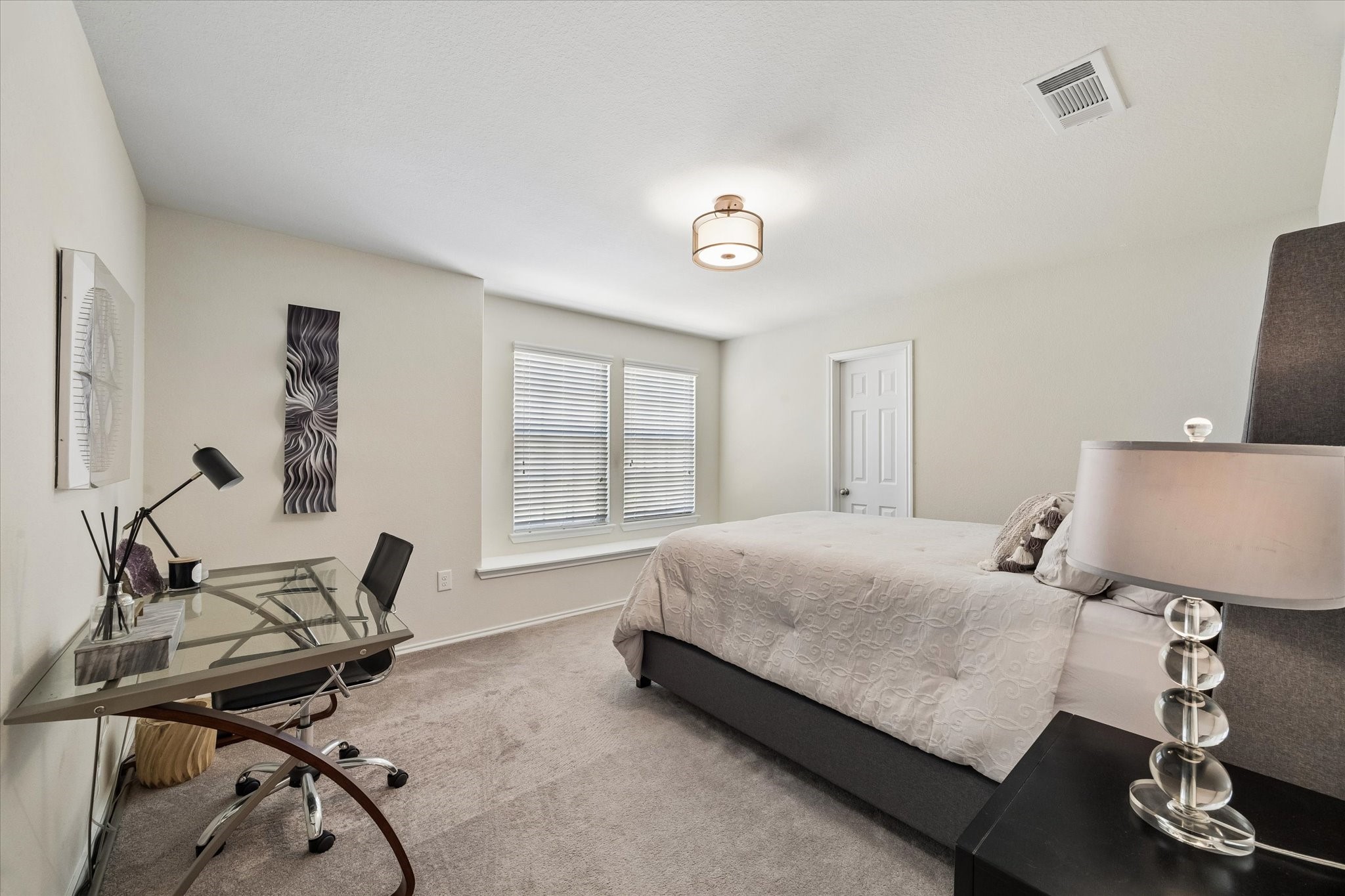 15907 Smithland Drive Property Photo 14
