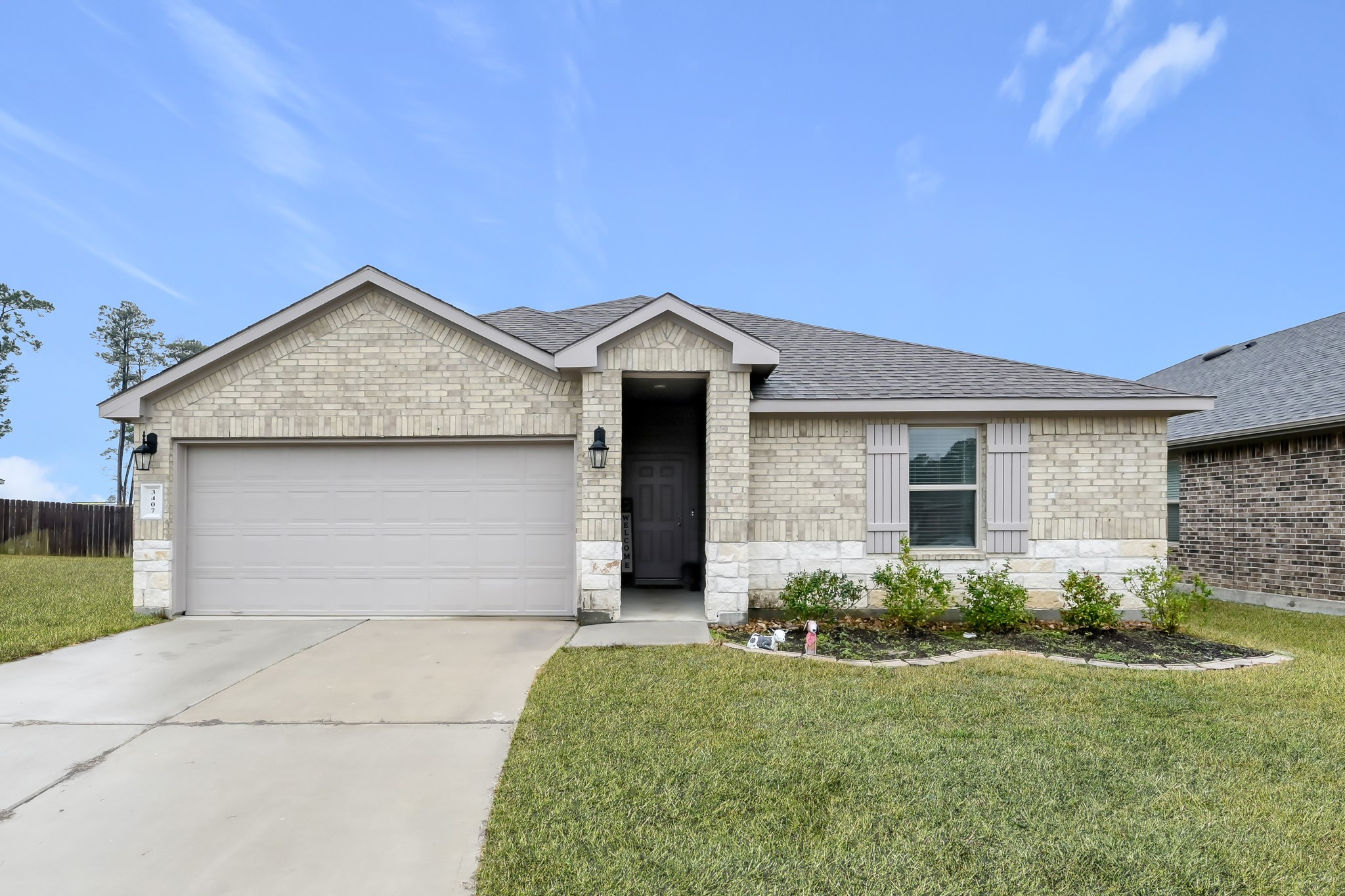 3407 Quiet Gate Lane Property Photo 2