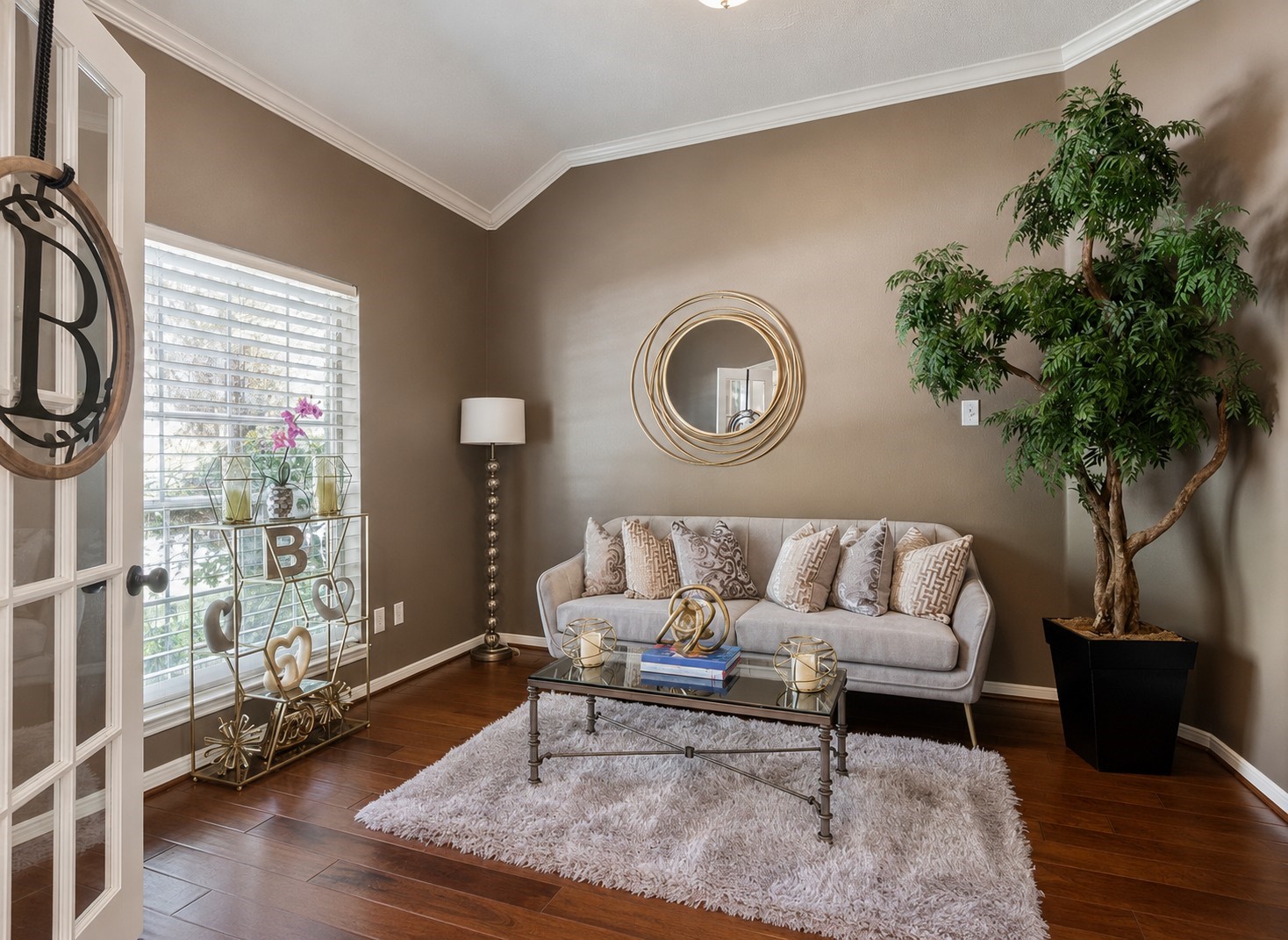 11515 Brown Trail Property Photo 4