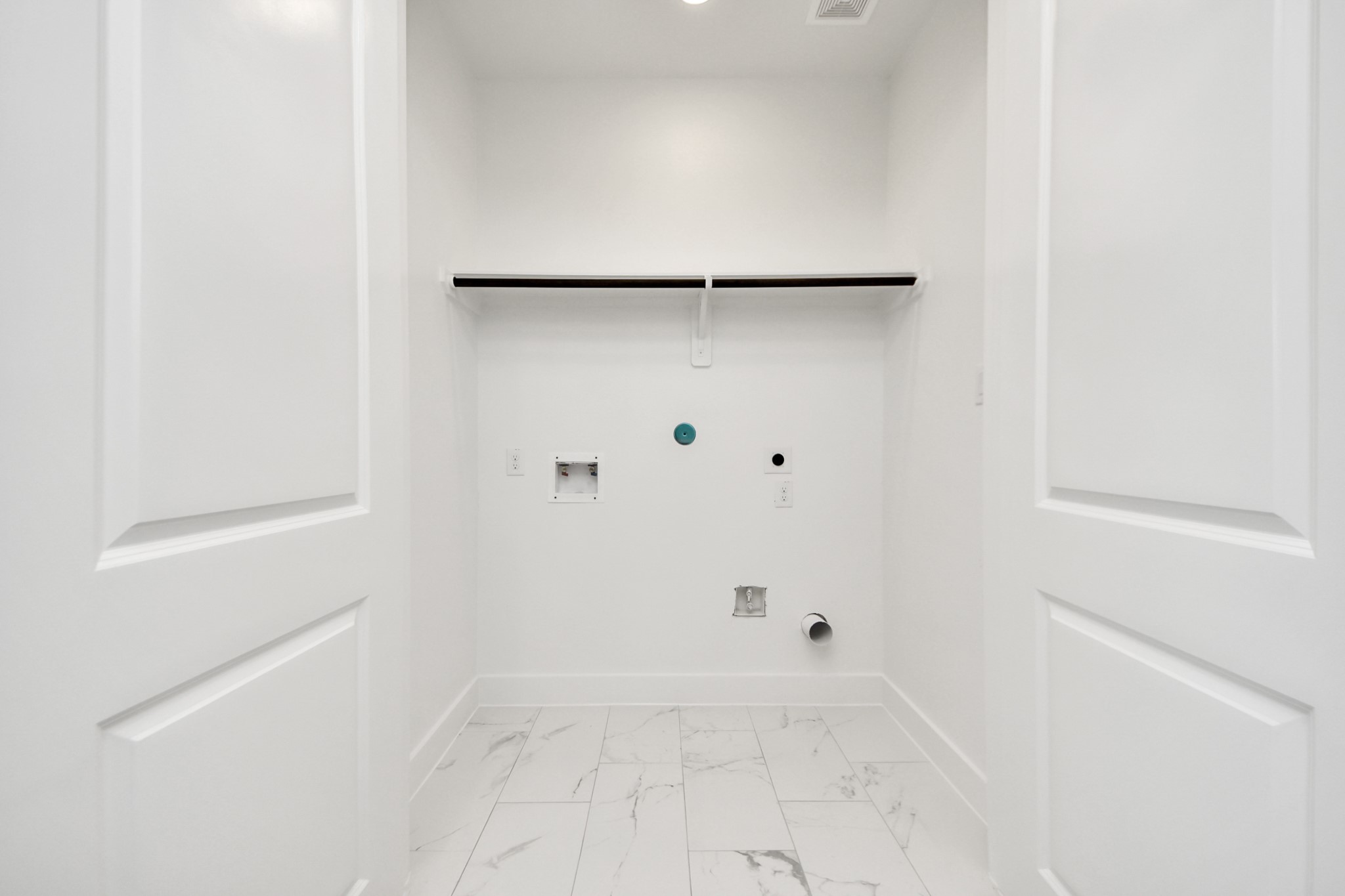 4324 Avron Drive Property Photo 18