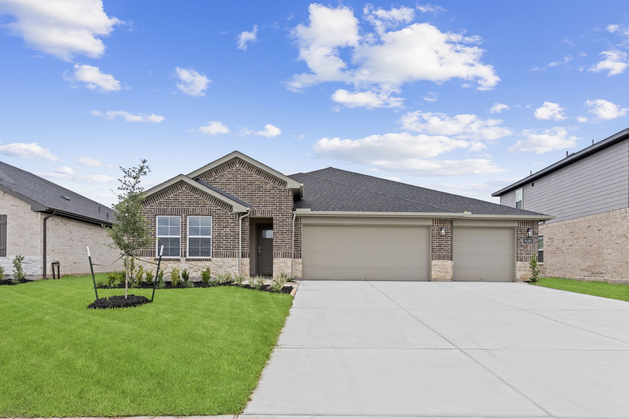 12727 Sunny Fields Lane Property Photo 1