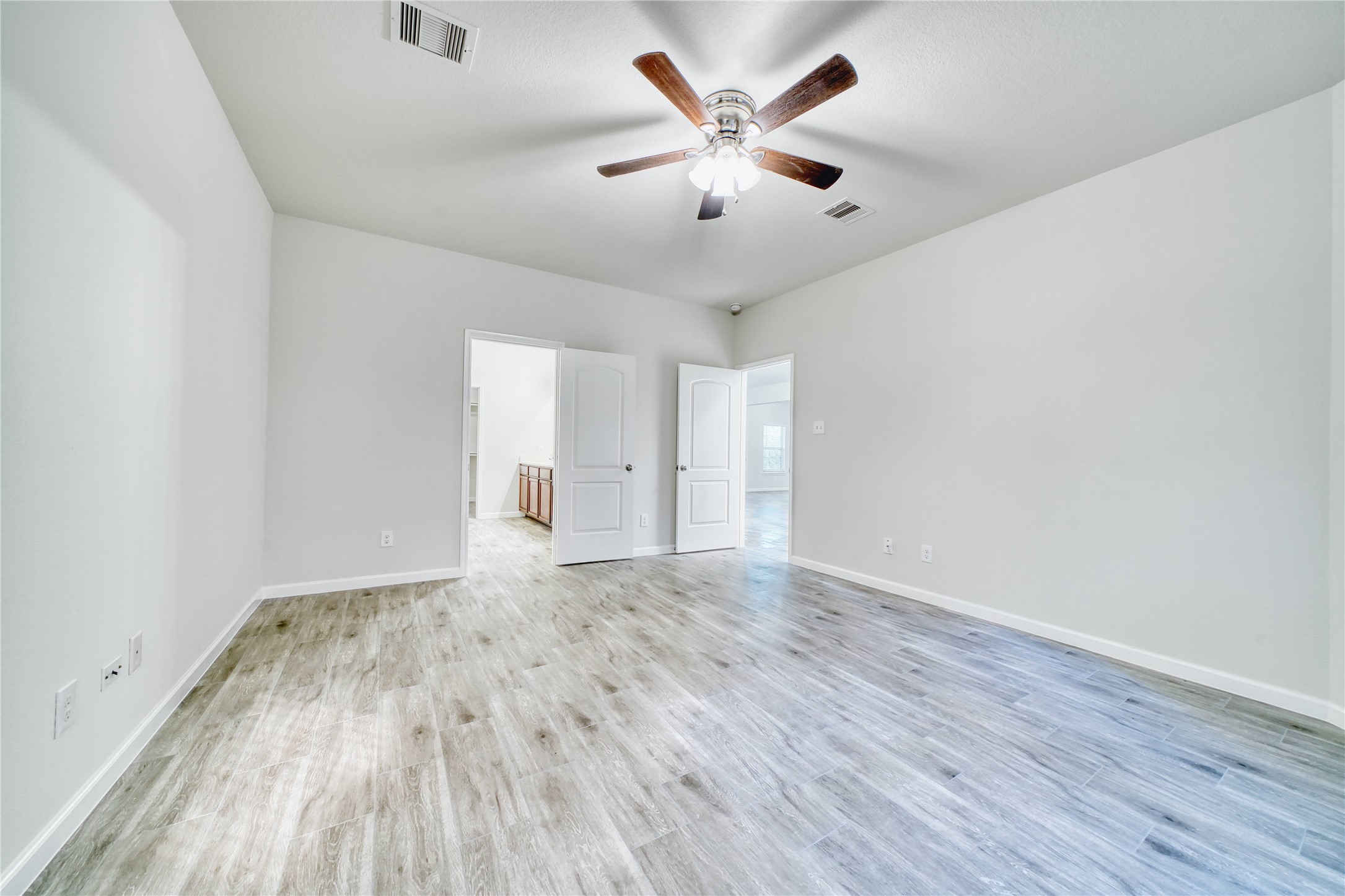 6934 Orchid Street Property Photo 6