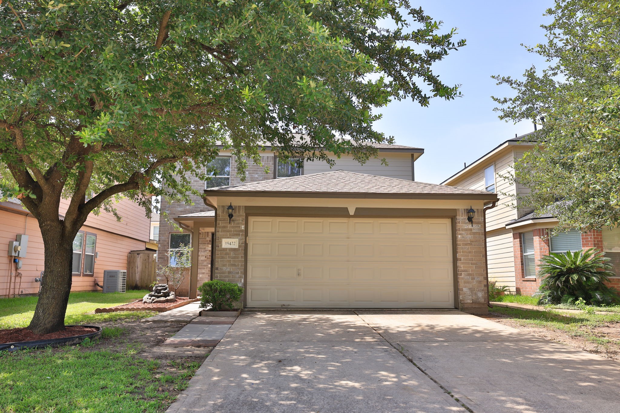 15422 Ferness Lane Property Photo 1