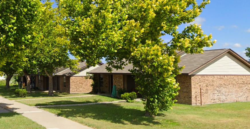 1304 Vicky Property Photo 3