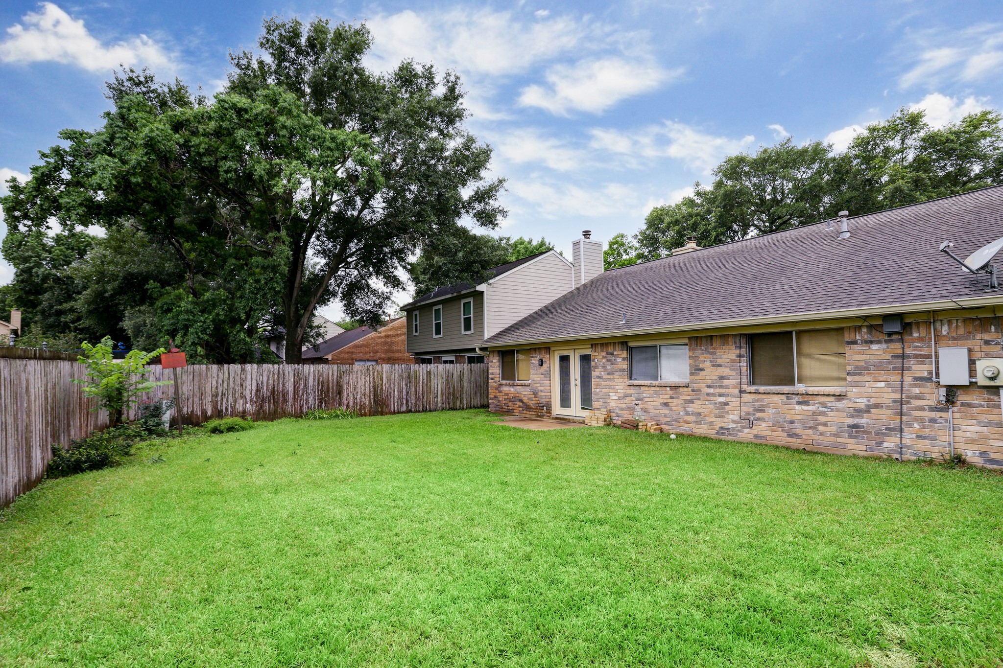 18163 Brooknoll Drive Property Photo 12