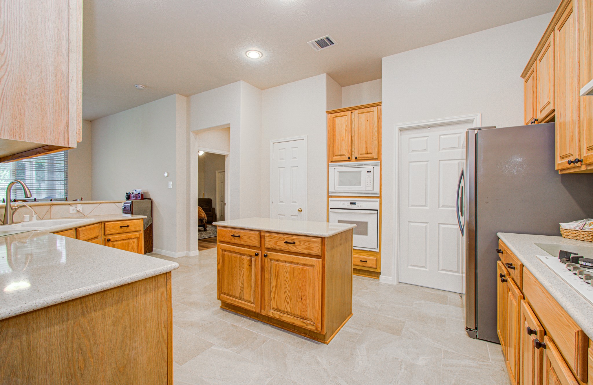17611 Emerald Garden Lane Property Photo 20