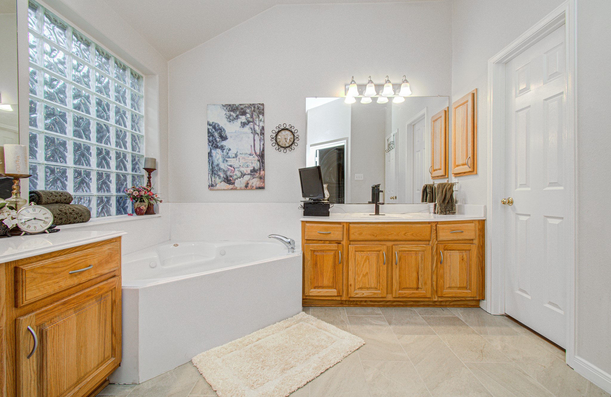 17611 Emerald Garden Lane Property Photo 32