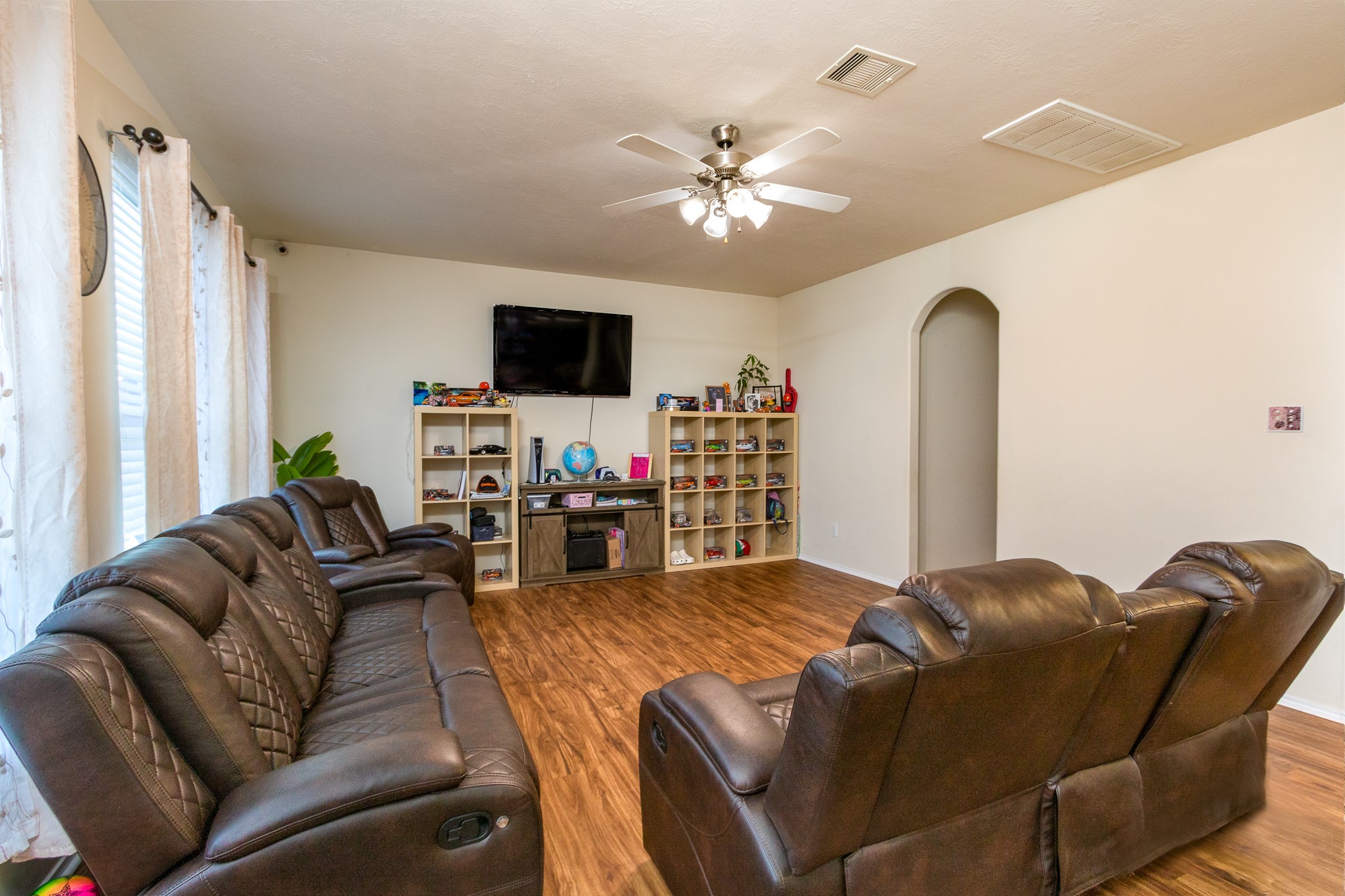 1107 Arum Road Property Photo 10