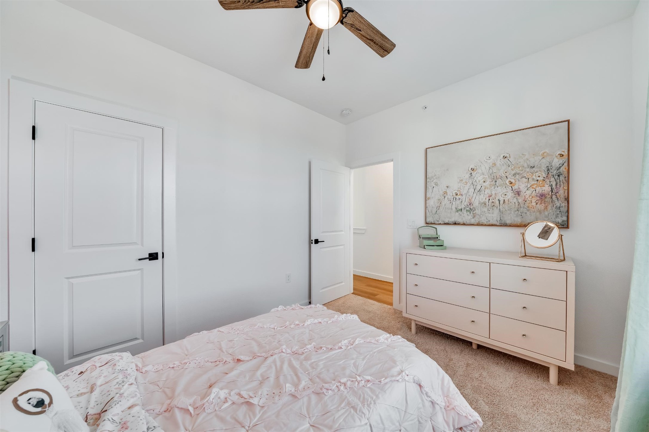 1601-408 Mustang Drive Property Photo 25