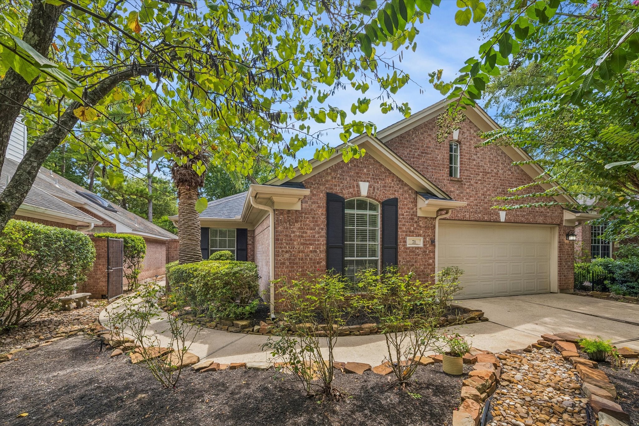 71 W Honey Grove Place Property Photo