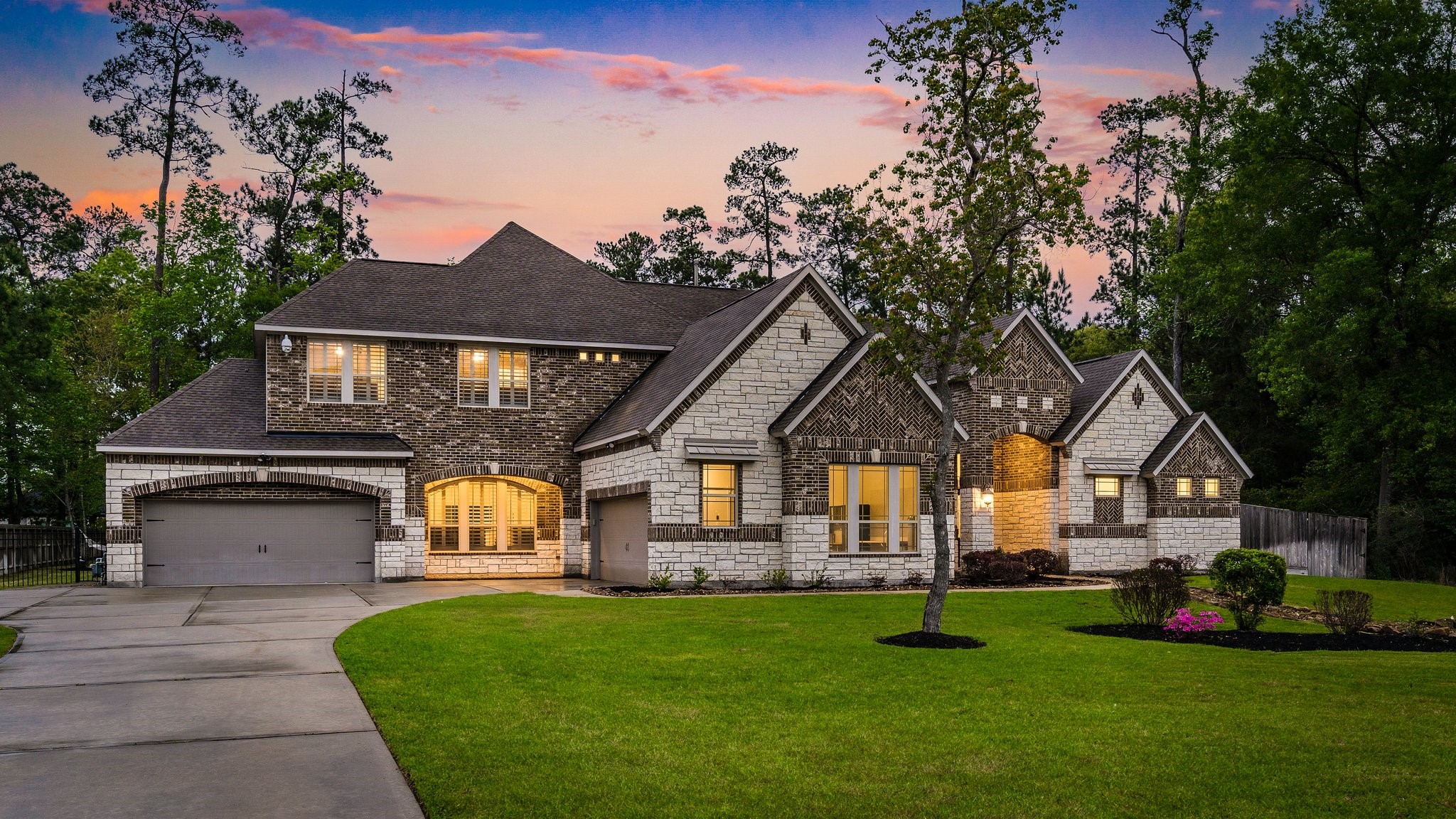 27411 Hazy Landing Court Property Photo 2