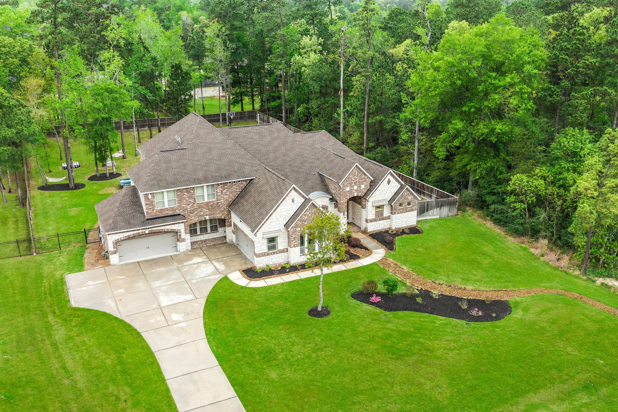 27411 Hazy Landing Court Property Photo 6