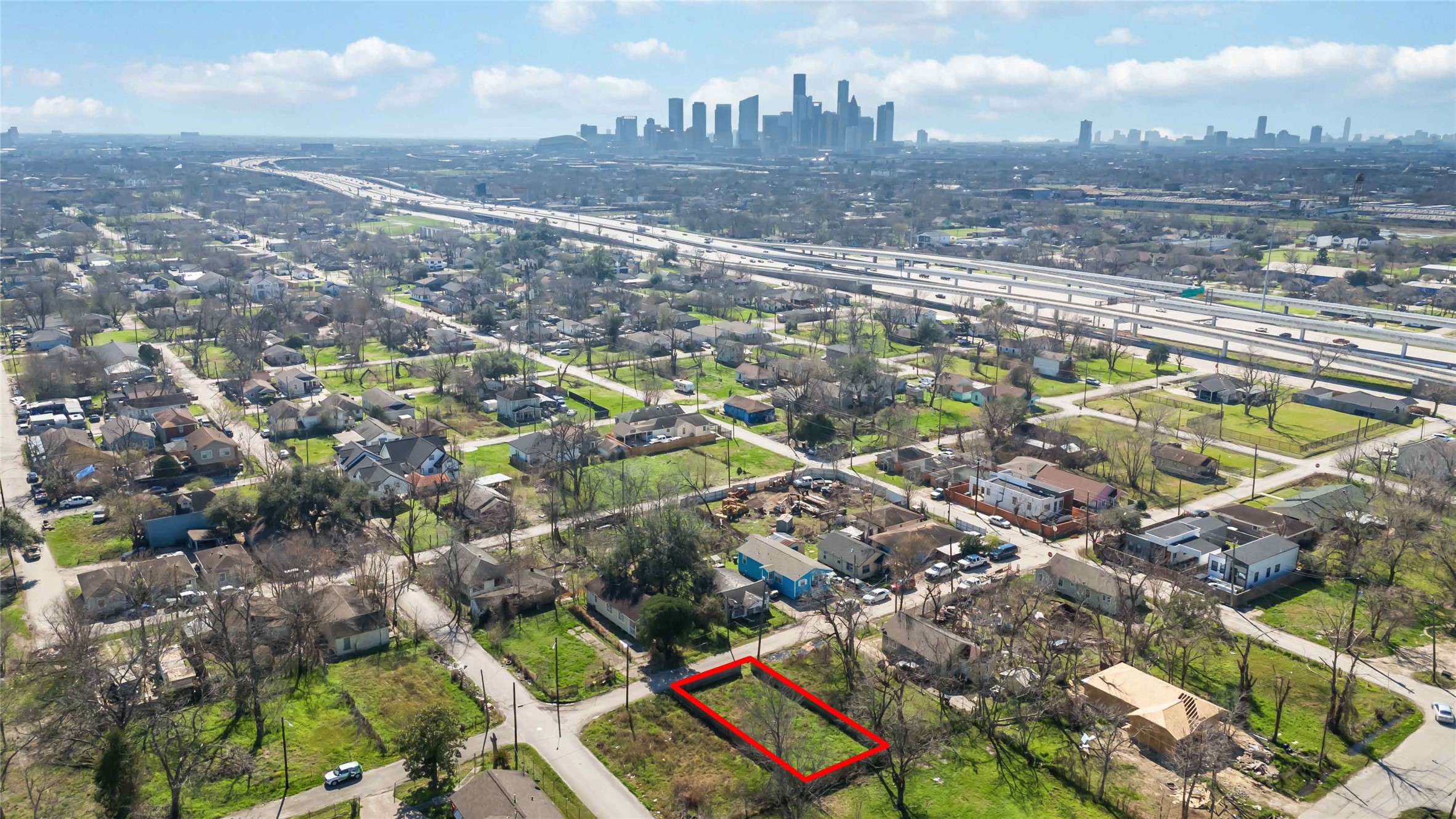 3213 Delia Street Property Photo