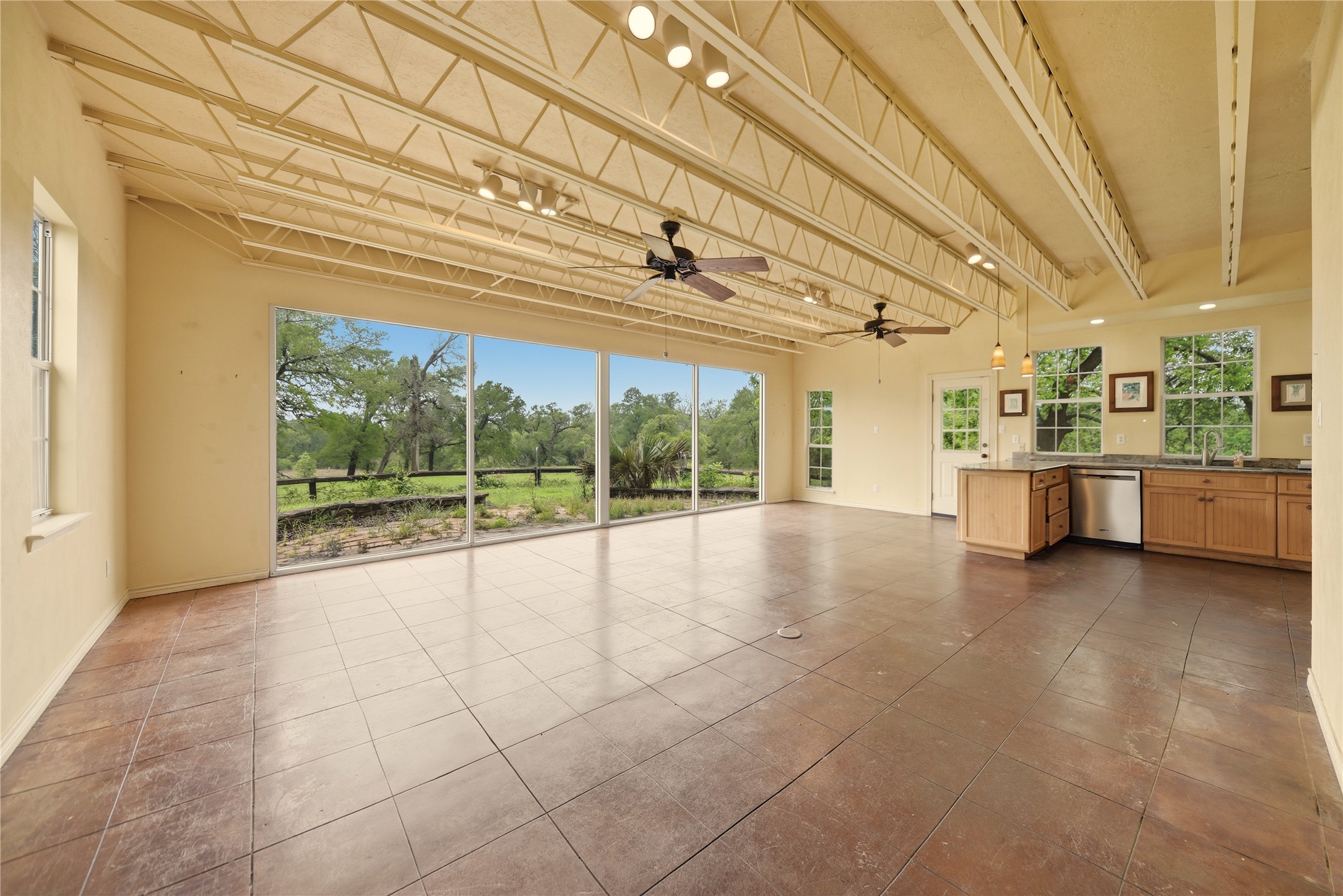 144 Century Lane Property Photo 28