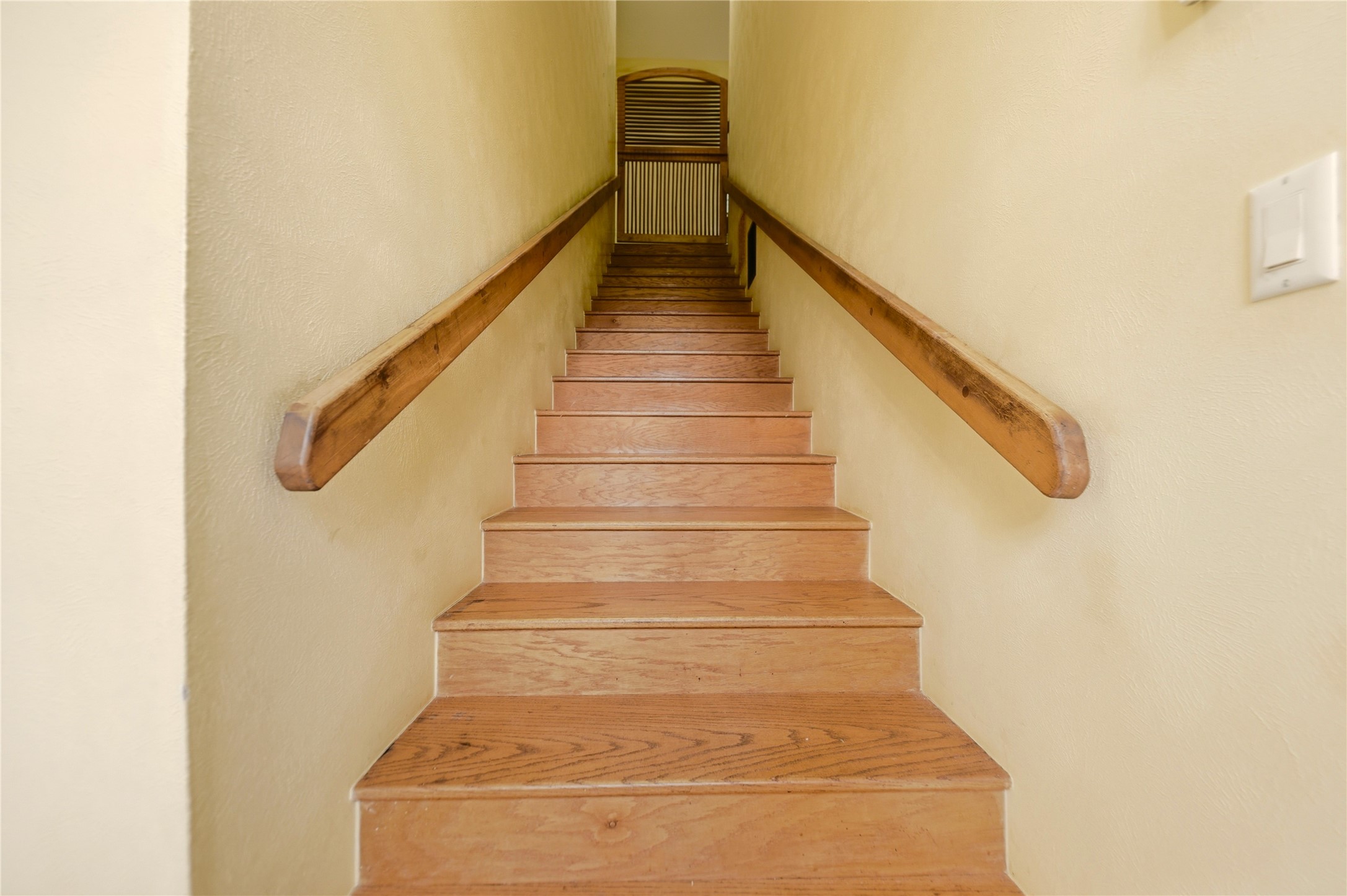 144 Century Lane Property Photo 32